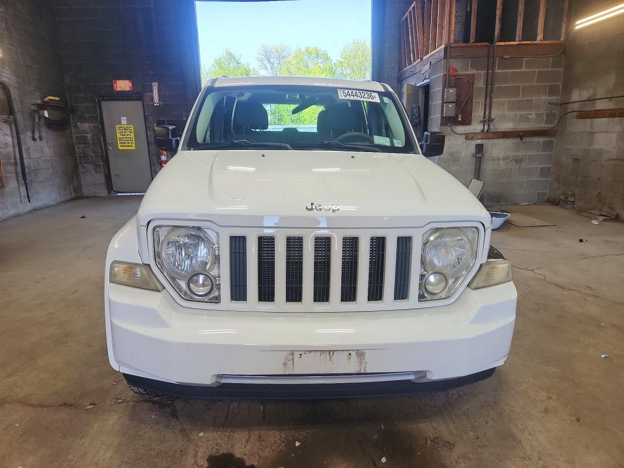 2012 Jeep Liberty Sport White vin: 1C4PJMAK6CW154829