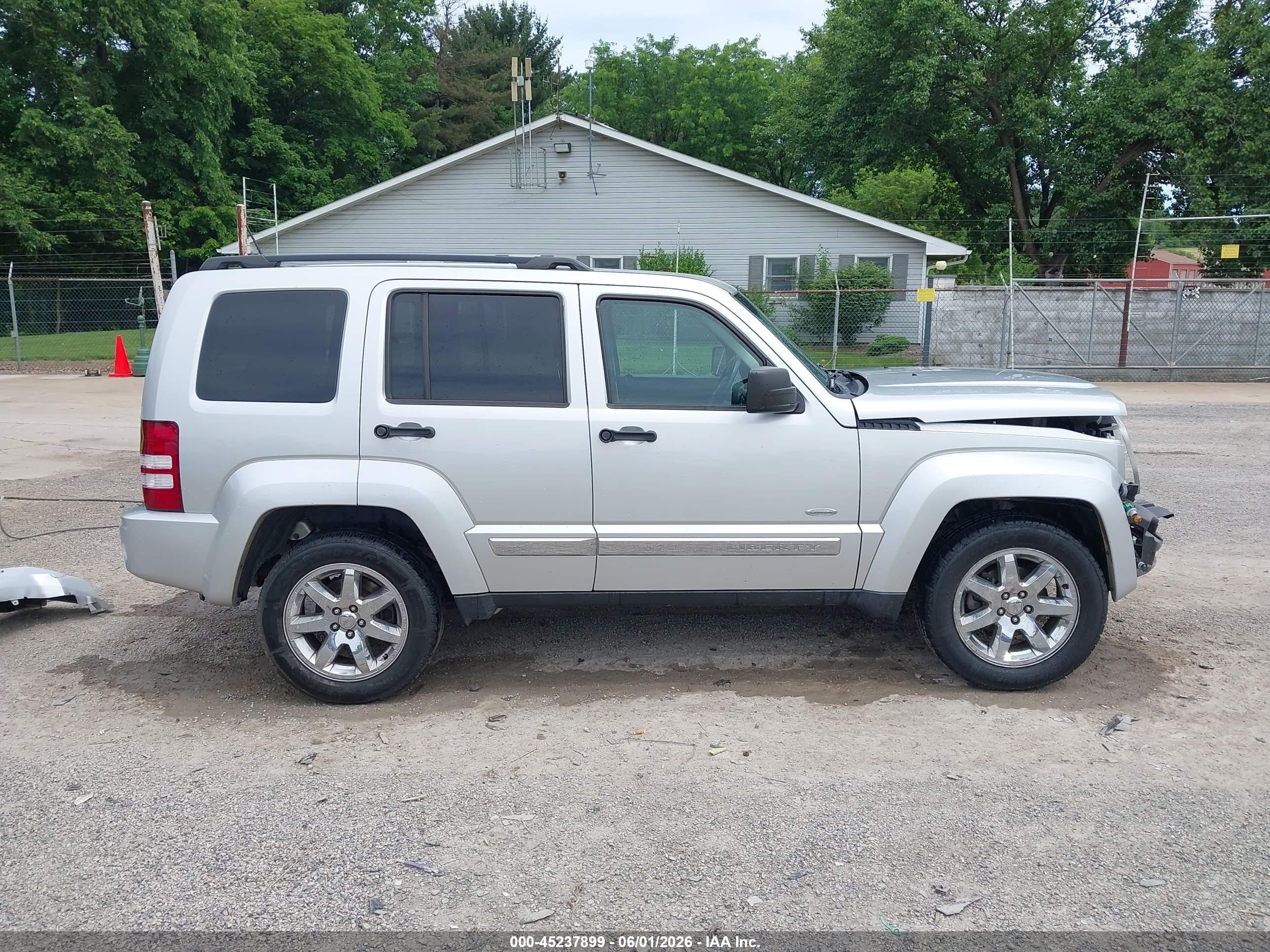 2012 Jeep Liberty Sport Silver vin: 1C4PJMAK6CW162896