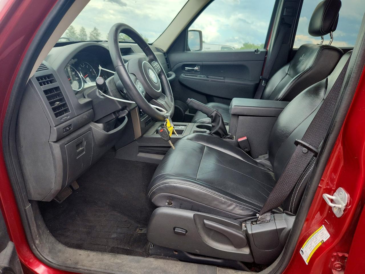 2012 Jeep Liberty Sport Red vin: 1C4PJMAK6CW203317
