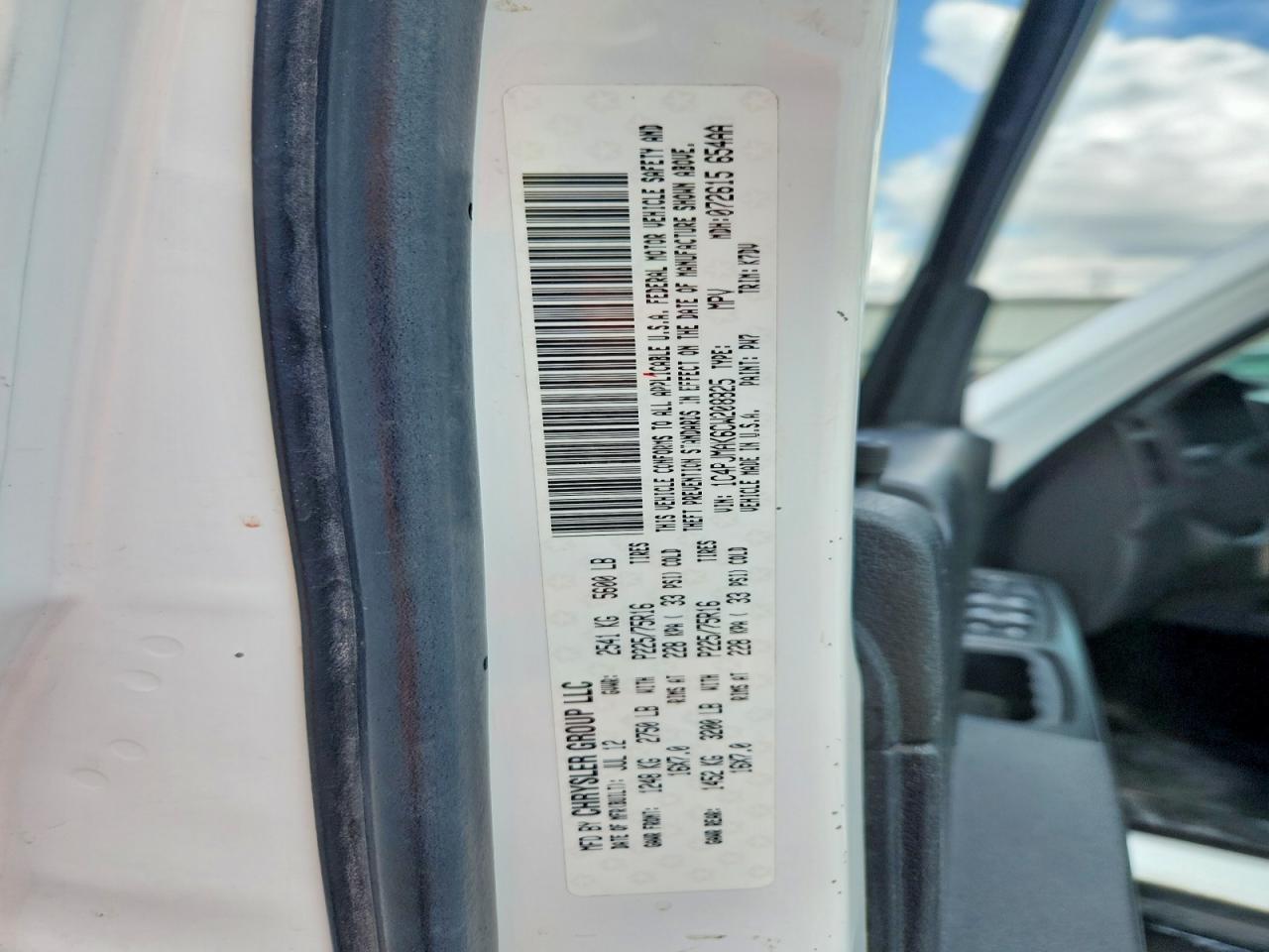 2012 Jeep Liberty Sport White vin: 1C4PJMAK6CW208825