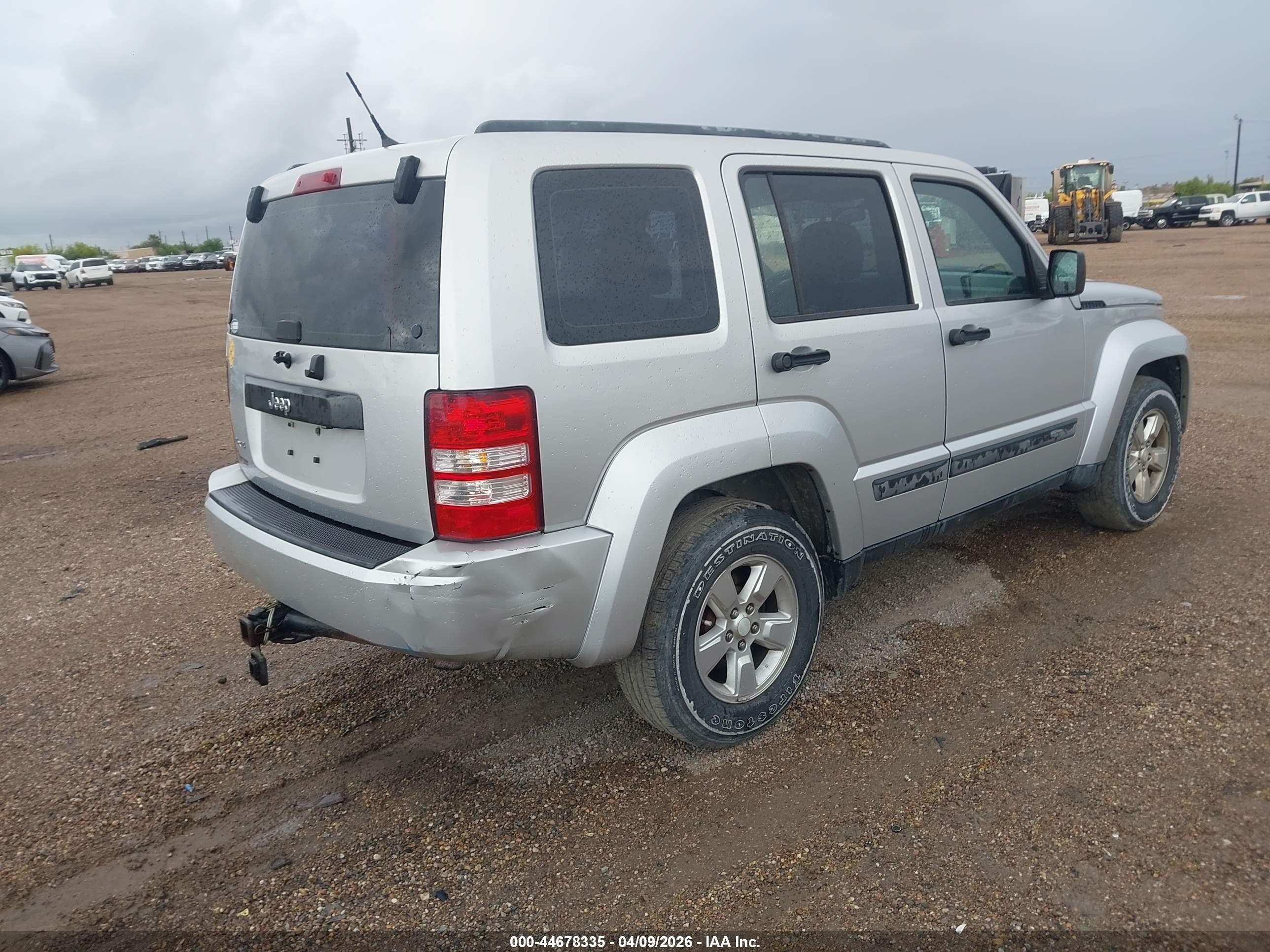 2012 Jeep Liberty Sport Silver vin: 1C4PJMAK7CW105865