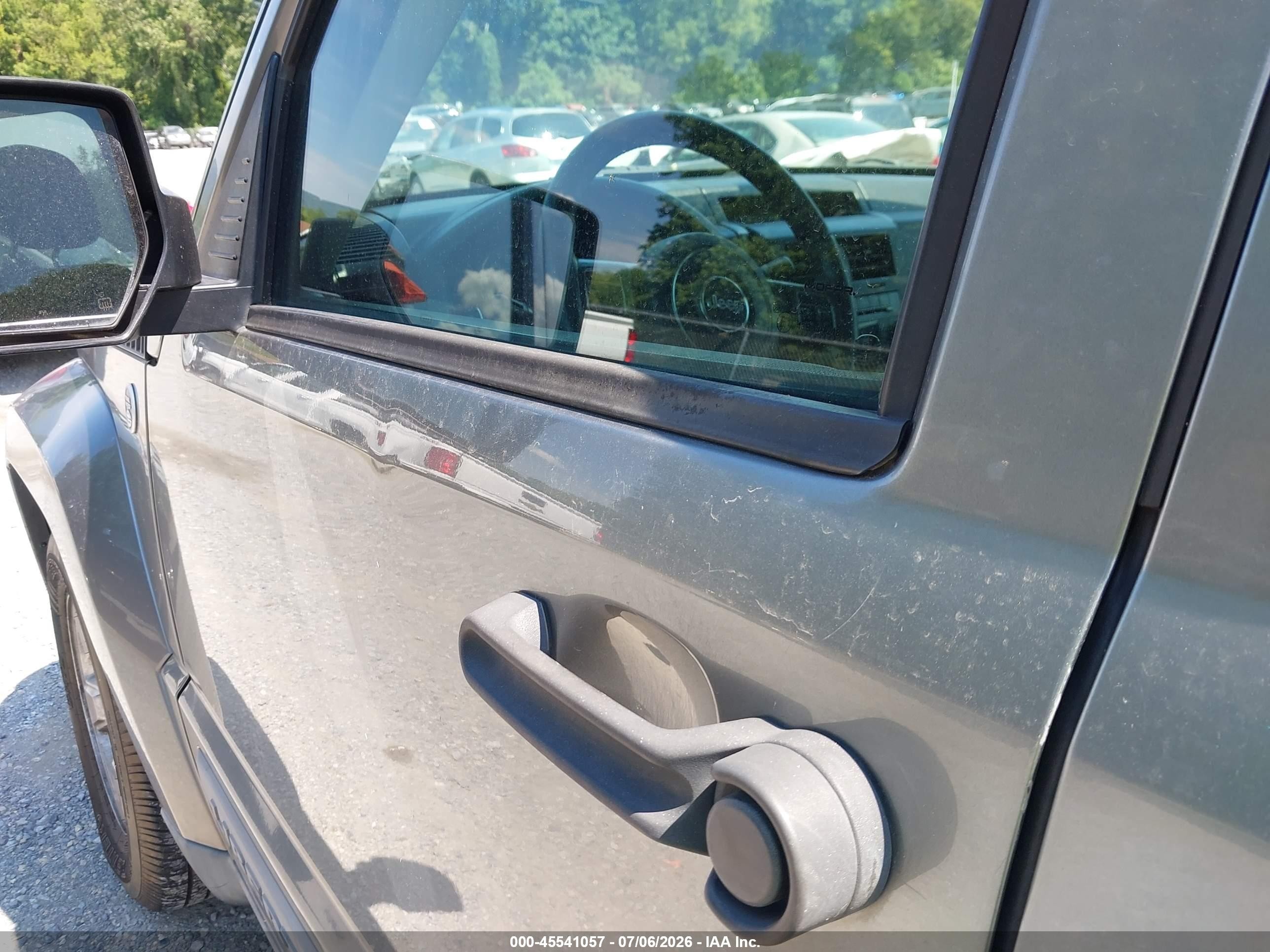 2012 Jeep Liberty Sport Серый vin: 1C4PJMAK7CW107566