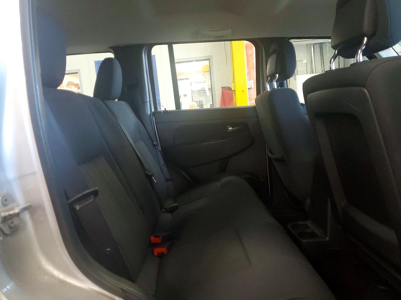 2012 Jeep Liberty Sport Серебряный vin: 1C4PJMAK7CW126019