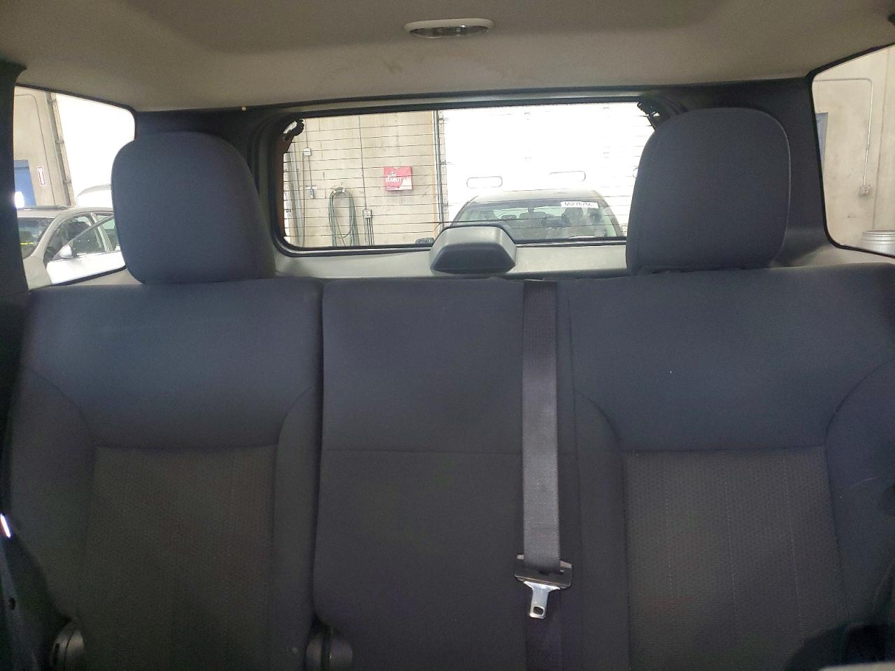2012 Jeep Liberty Sport Серебряный vin: 1C4PJMAK7CW126019