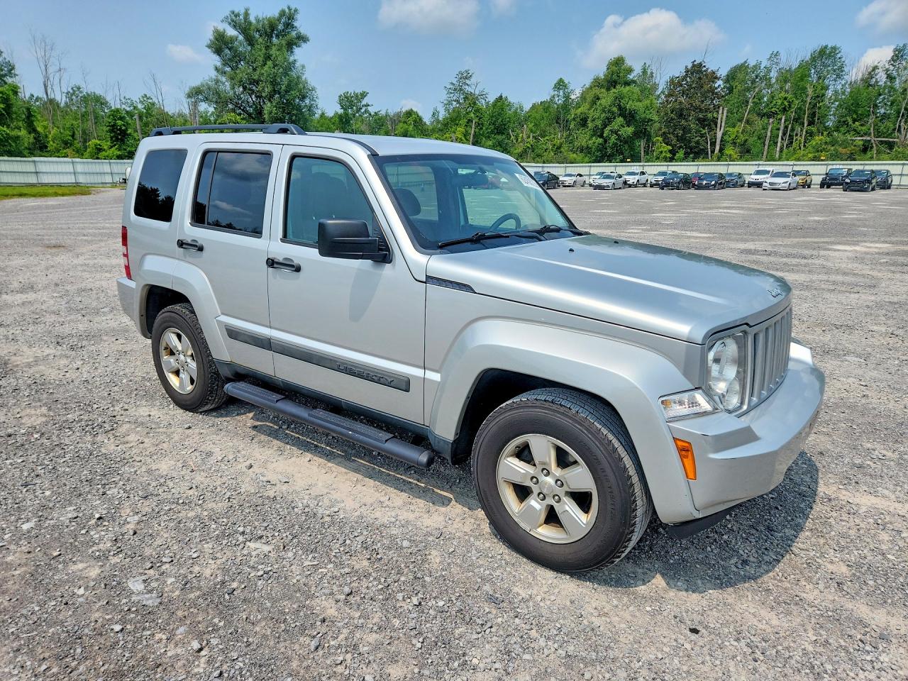 2012 Jeep Liberty Sport Серебряный vin: 1C4PJMAK7CW130832