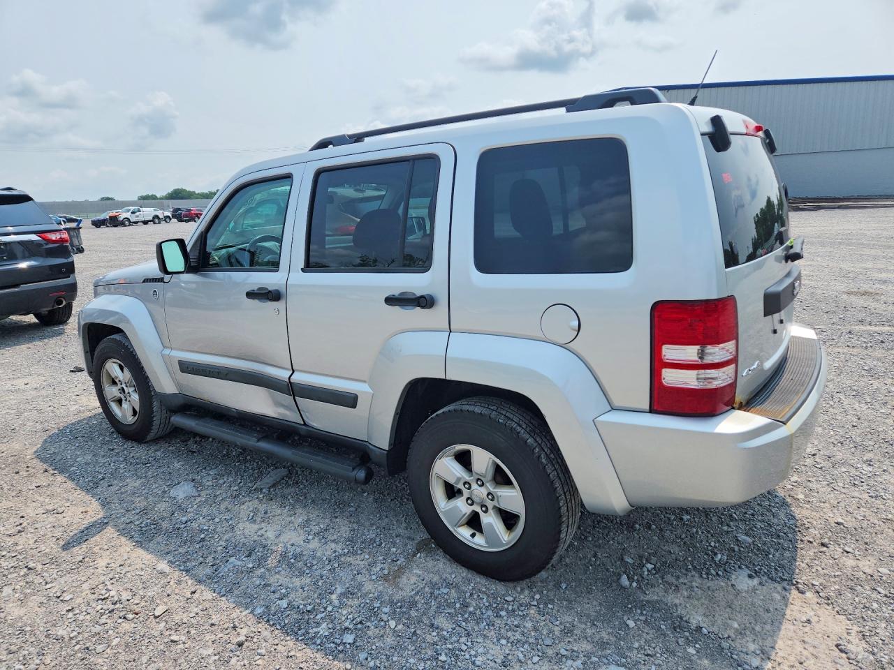 2012 Jeep Liberty Sport Серебряный vin: 1C4PJMAK7CW130832