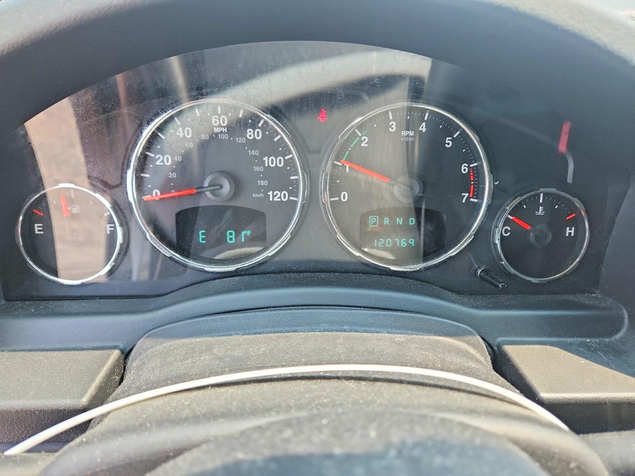 2012 Jeep Liberty Sport Серебряный vin: 1C4PJMAK7CW130832