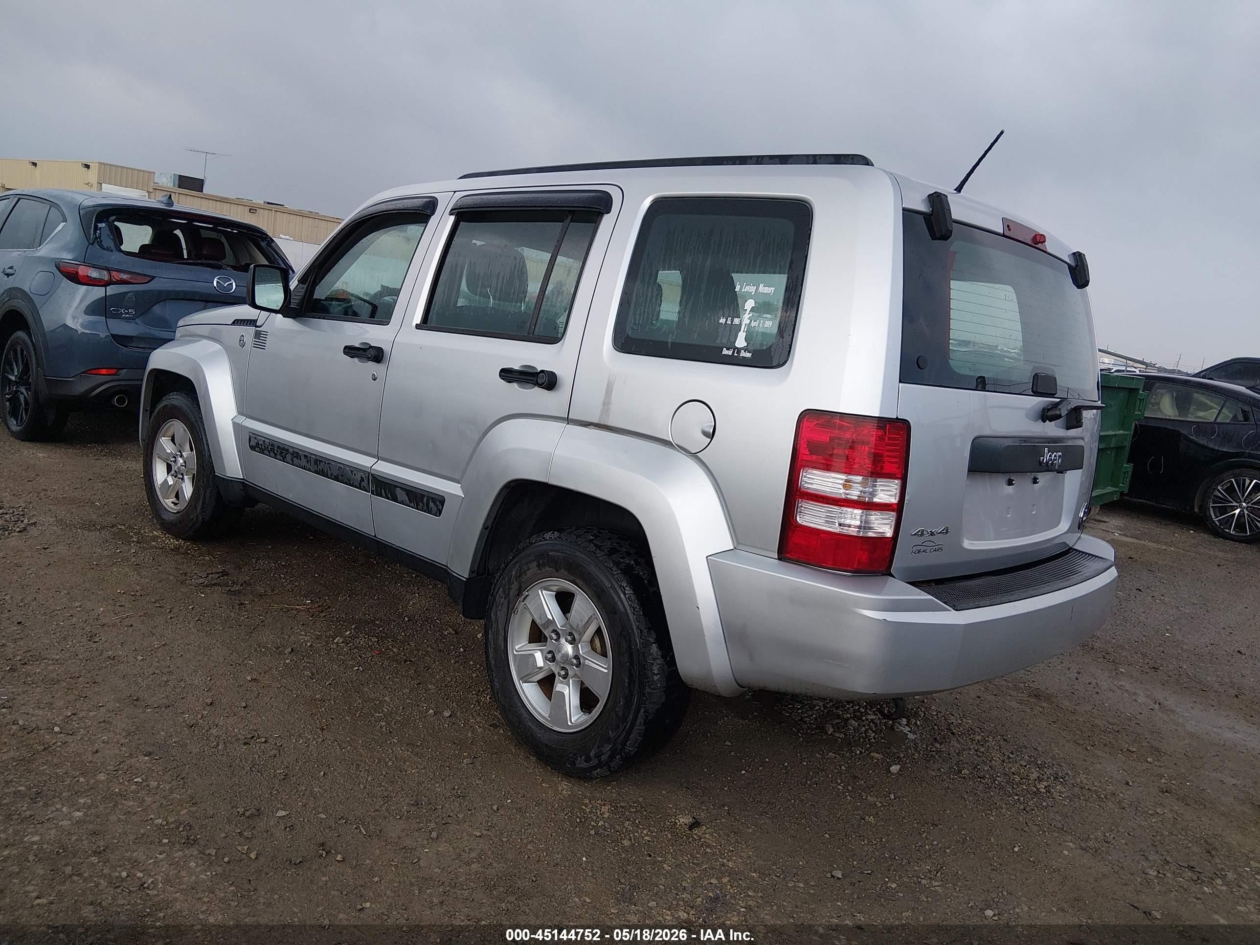 2012 Jeep Liberty Sport Silver vin: 1C4PJMAK7CW152572
