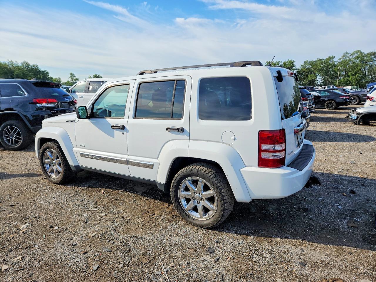 2012 Jeep Liberty Sport Белый vin: 1C4PJMAK7CW202807