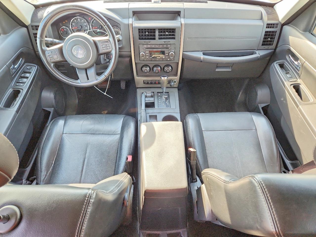 2012 Jeep Liberty Sport Белый vin: 1C4PJMAK7CW202807