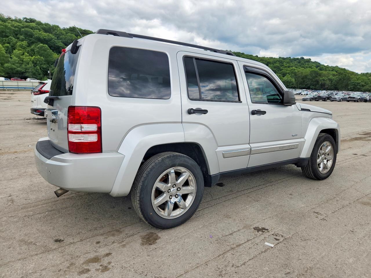 2012 Jeep Liberty Sport Silver vin: 1C4PJMAK7CW205559