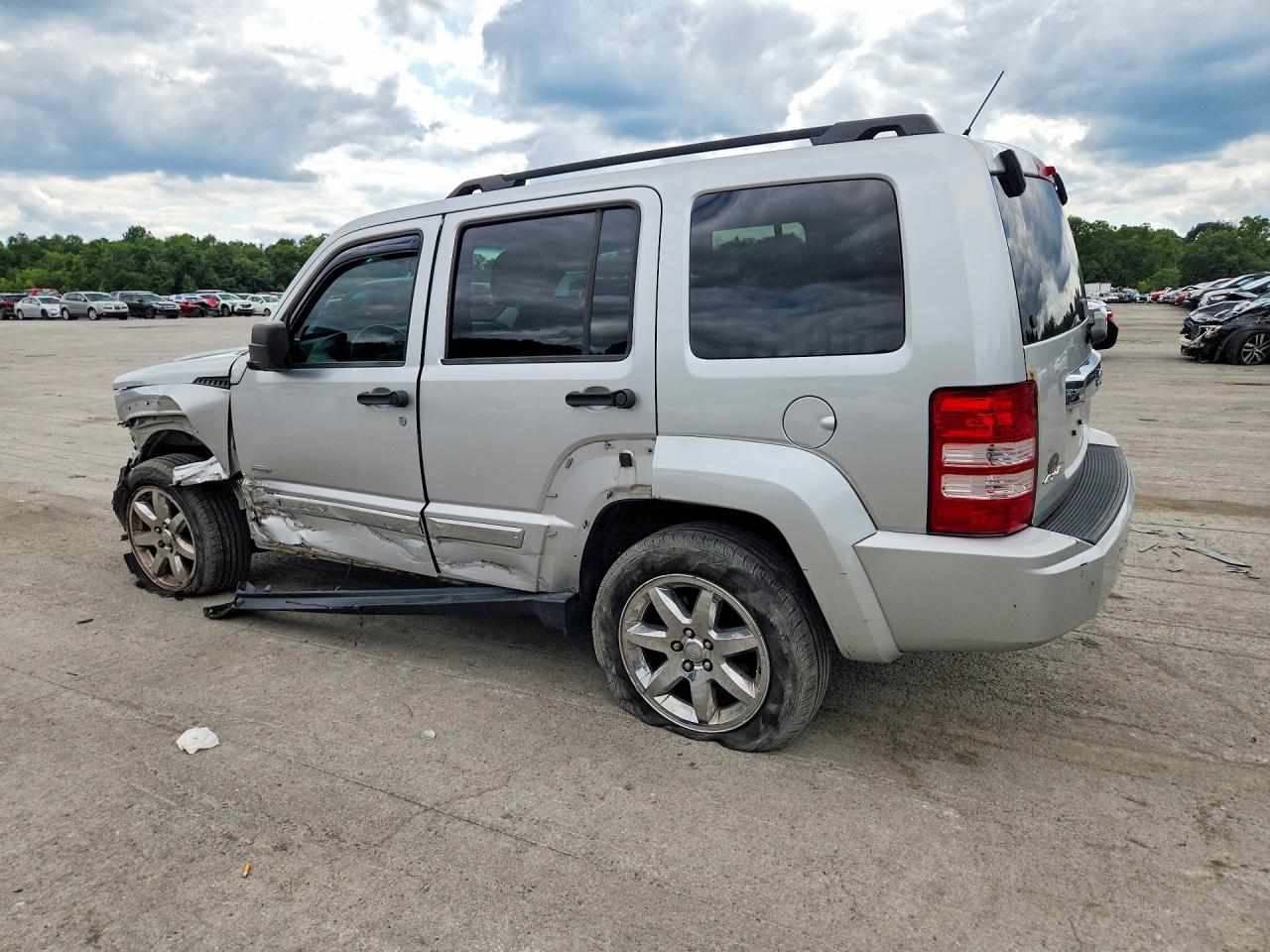 2012 Jeep Liberty Sport Silver vin: 1C4PJMAK7CW205559