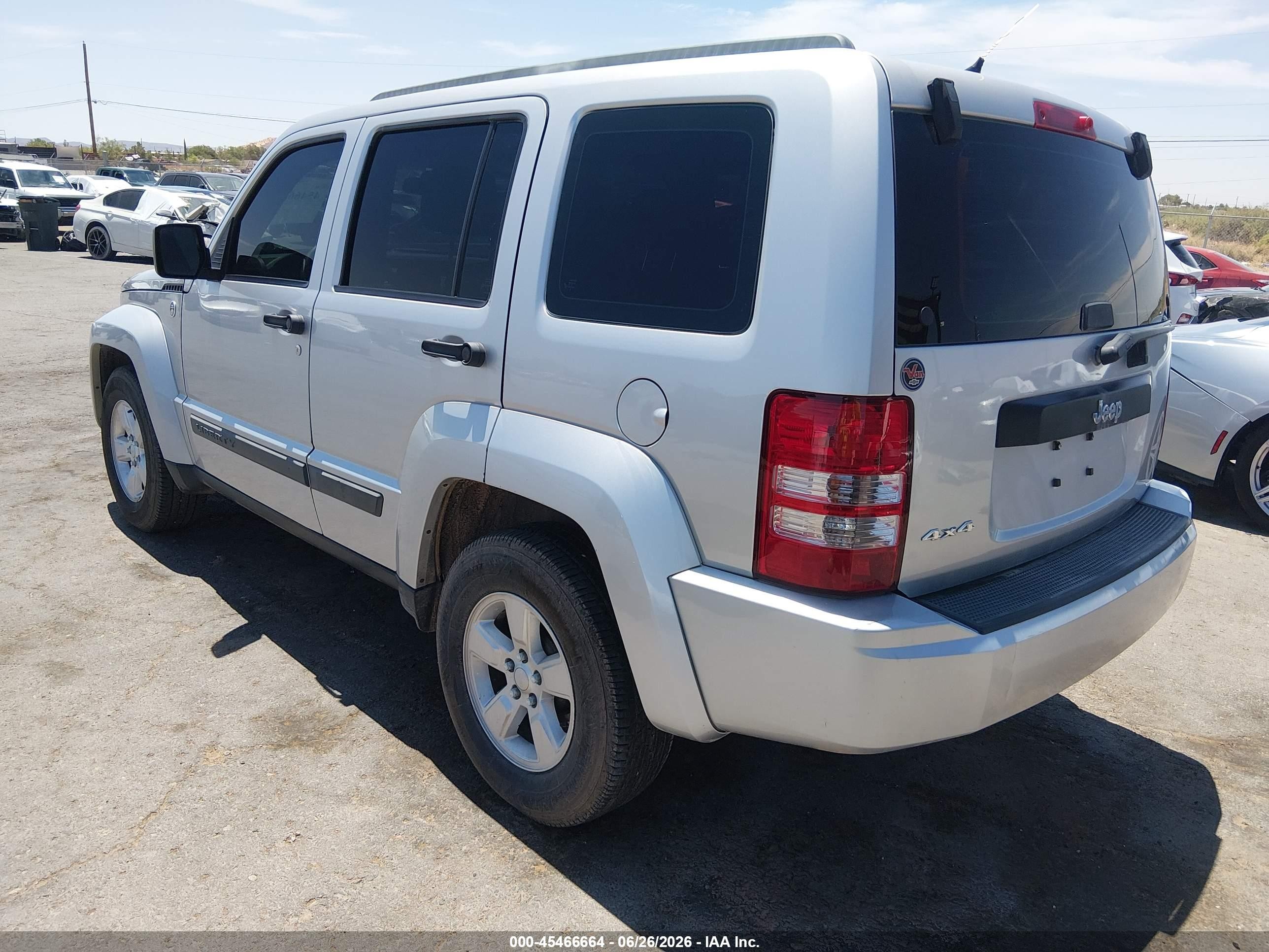 2012 Jeep Liberty Sport Silver vin: 1C4PJMAK8CW142522