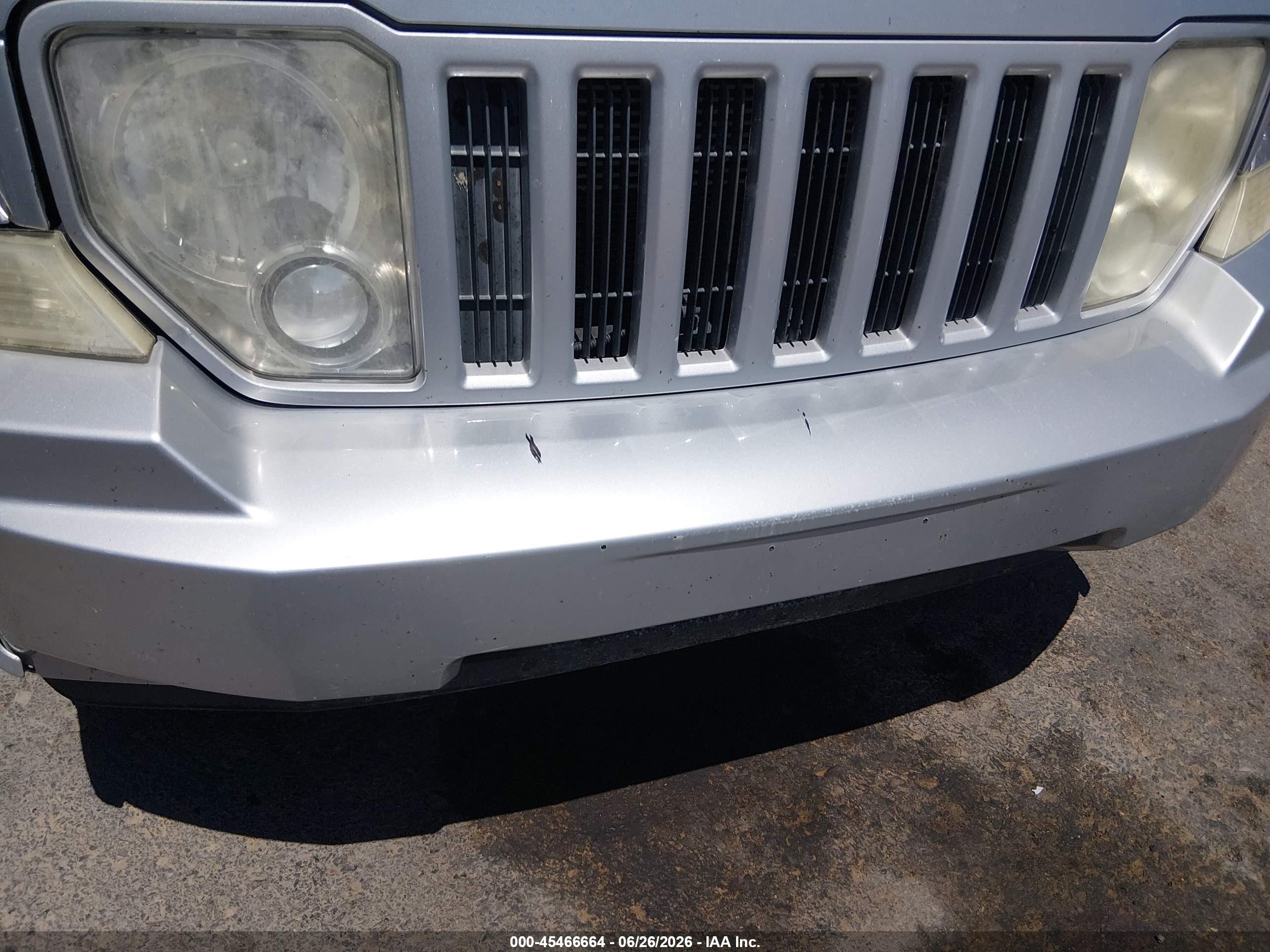 2012 Jeep Liberty Sport Silver vin: 1C4PJMAK8CW142522