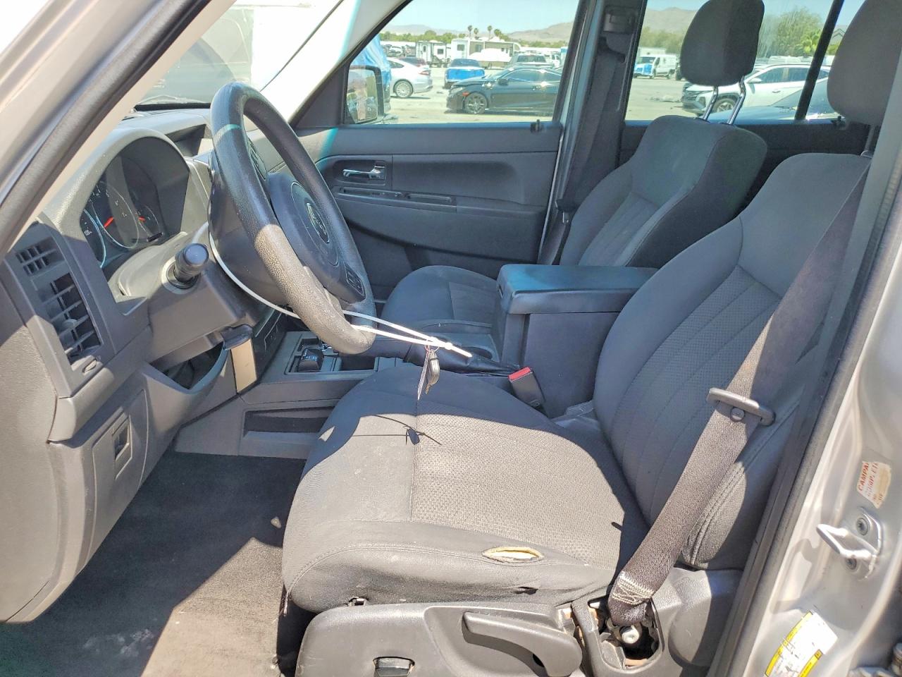 2012 Jeep Liberty Sport Silver vin: 1C4PJMAK8CW161782