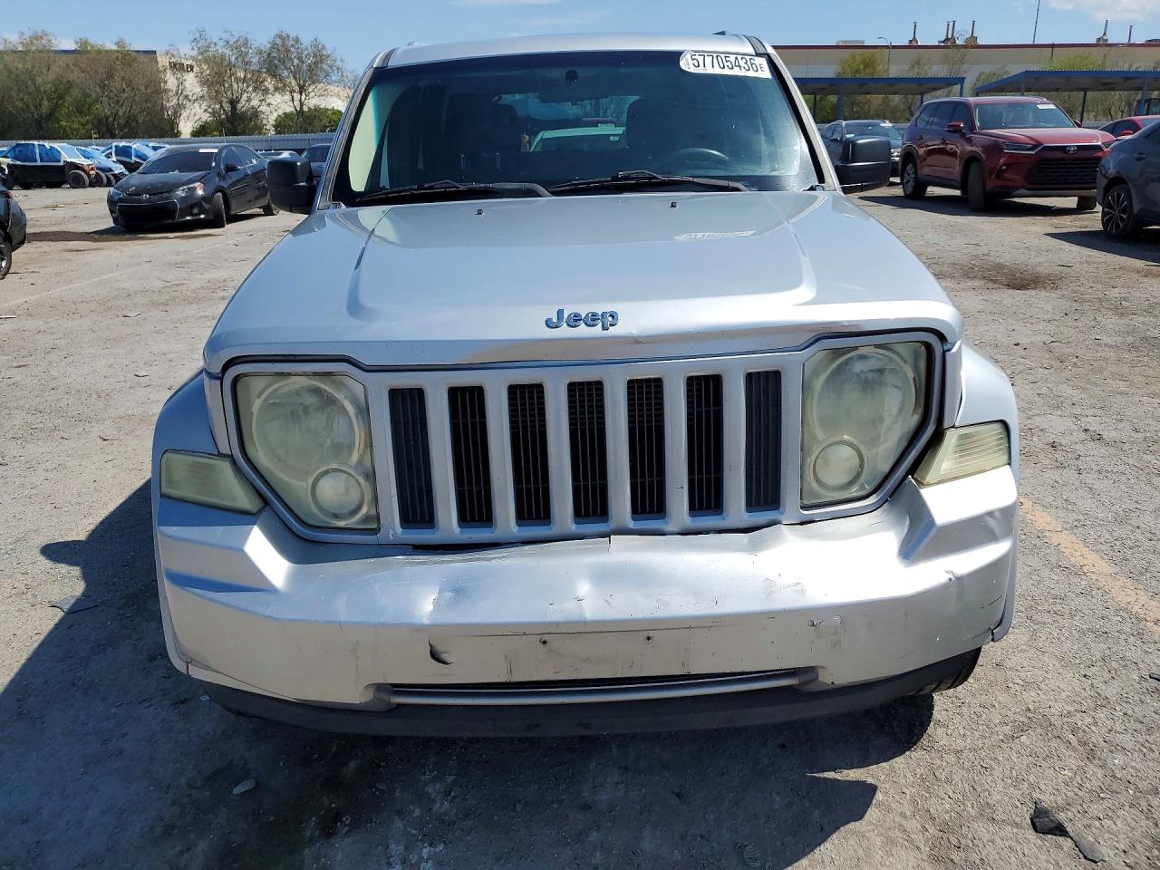 2012 Jeep Liberty Sport Silver vin: 1C4PJMAK8CW161782