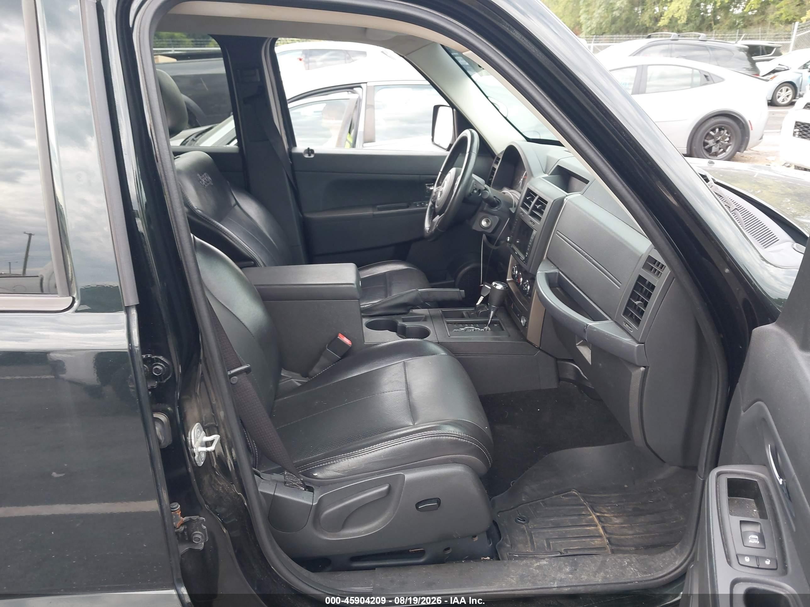2012 Jeep Liberty Sport Черный vin: 1C4PJMAK8CW200726