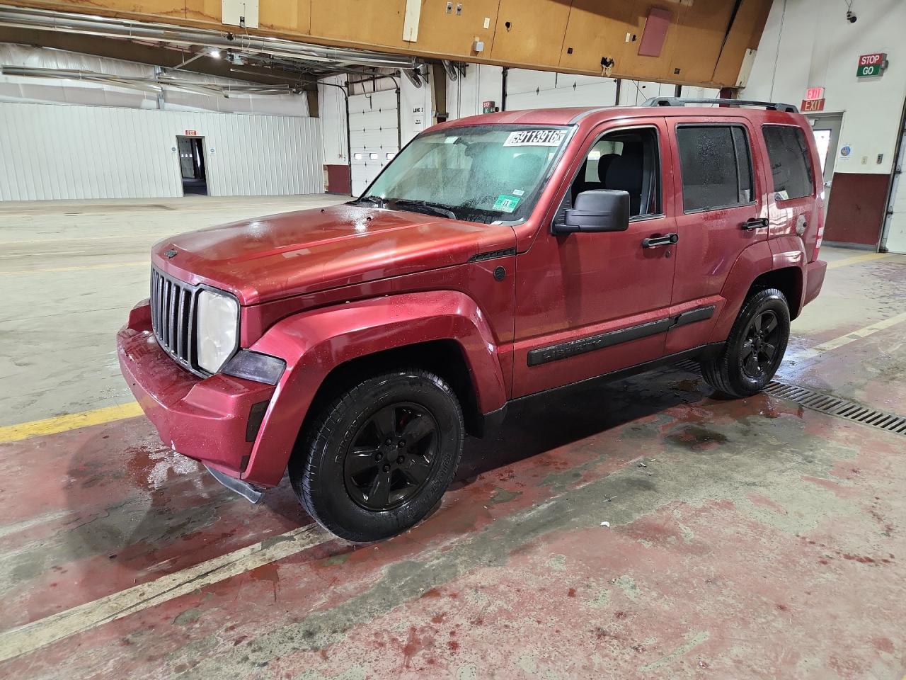 2012 Jeep Liberty Sport Бордовый vin: 1C4PJMAK9CW130878 Damage: Left Front Door, Heavy Scratch, 5 To 6 Inches