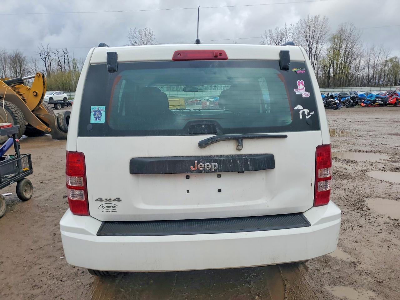 2012 Jeep Liberty Sport White vin: 1C4PJMAK9CW186996