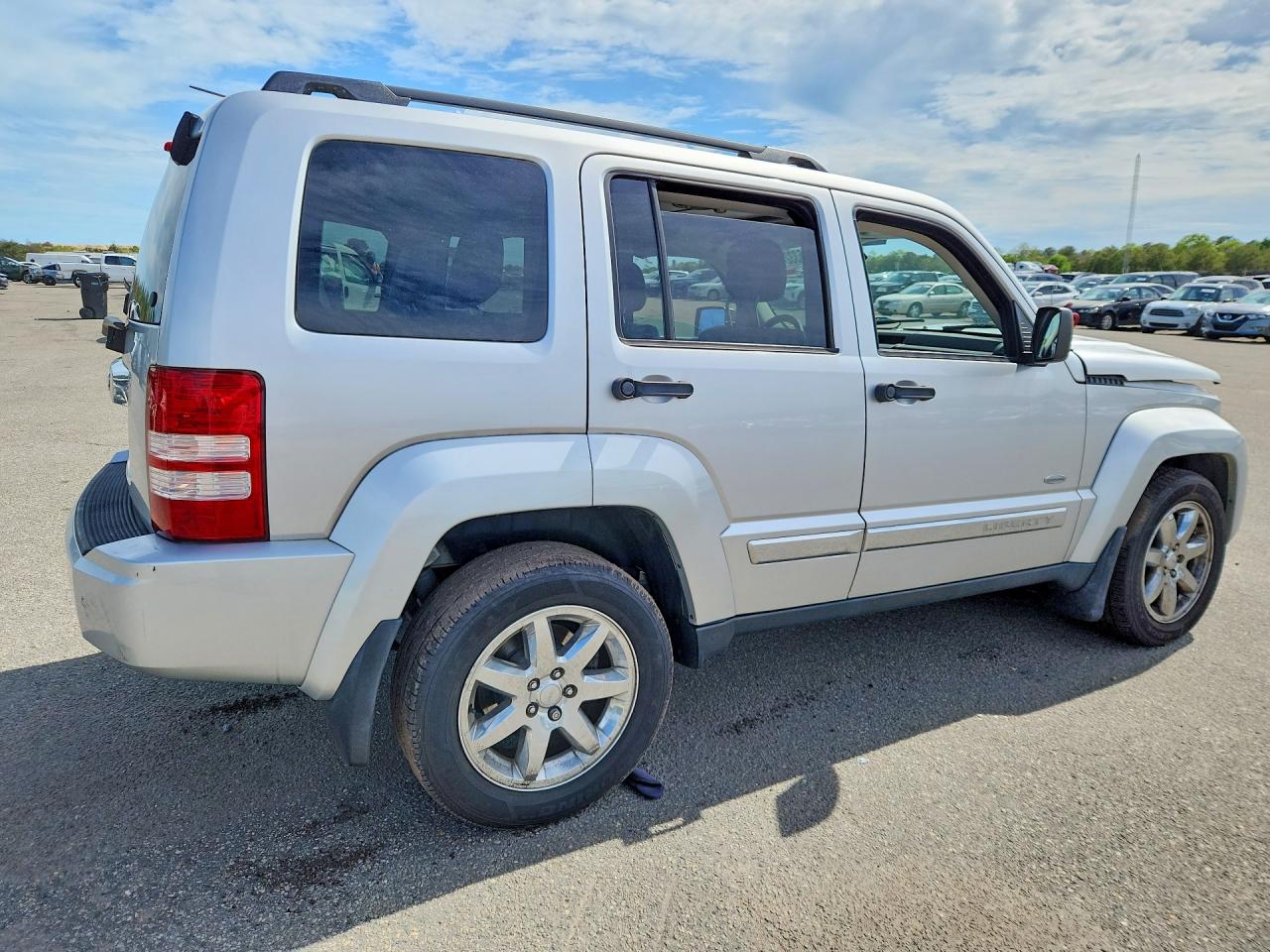 2012 Jeep Liberty Sport Silver vin: 1C4PJMAK9CW191809