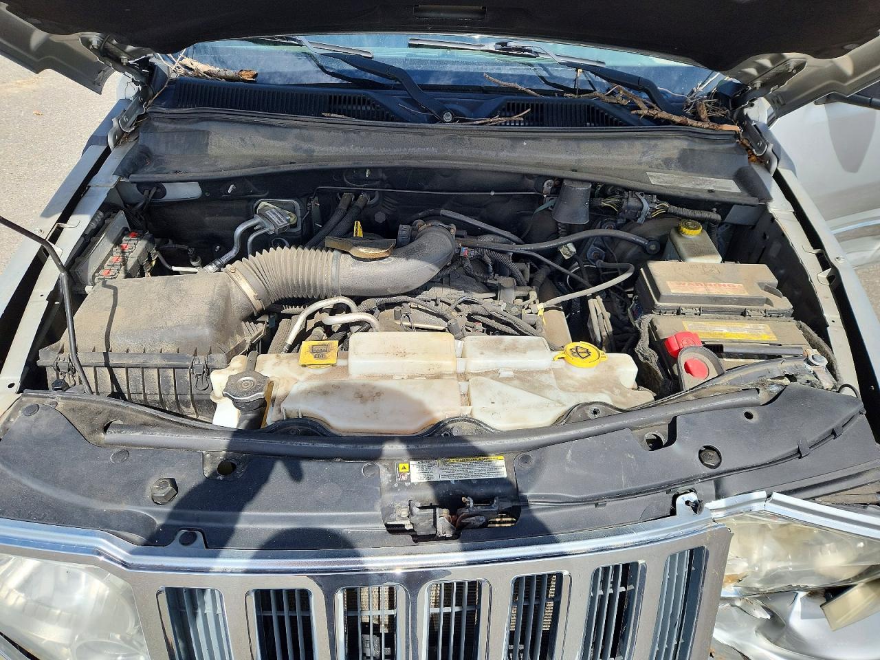 2012 Jeep Liberty Sport Silver vin: 1C4PJMAK9CW191809