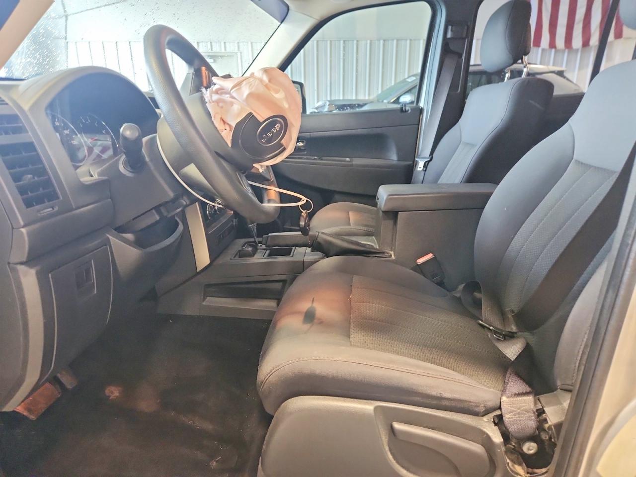 2012 Jeep Liberty Sport Silver vin: 1C4PJMAK9CW196914