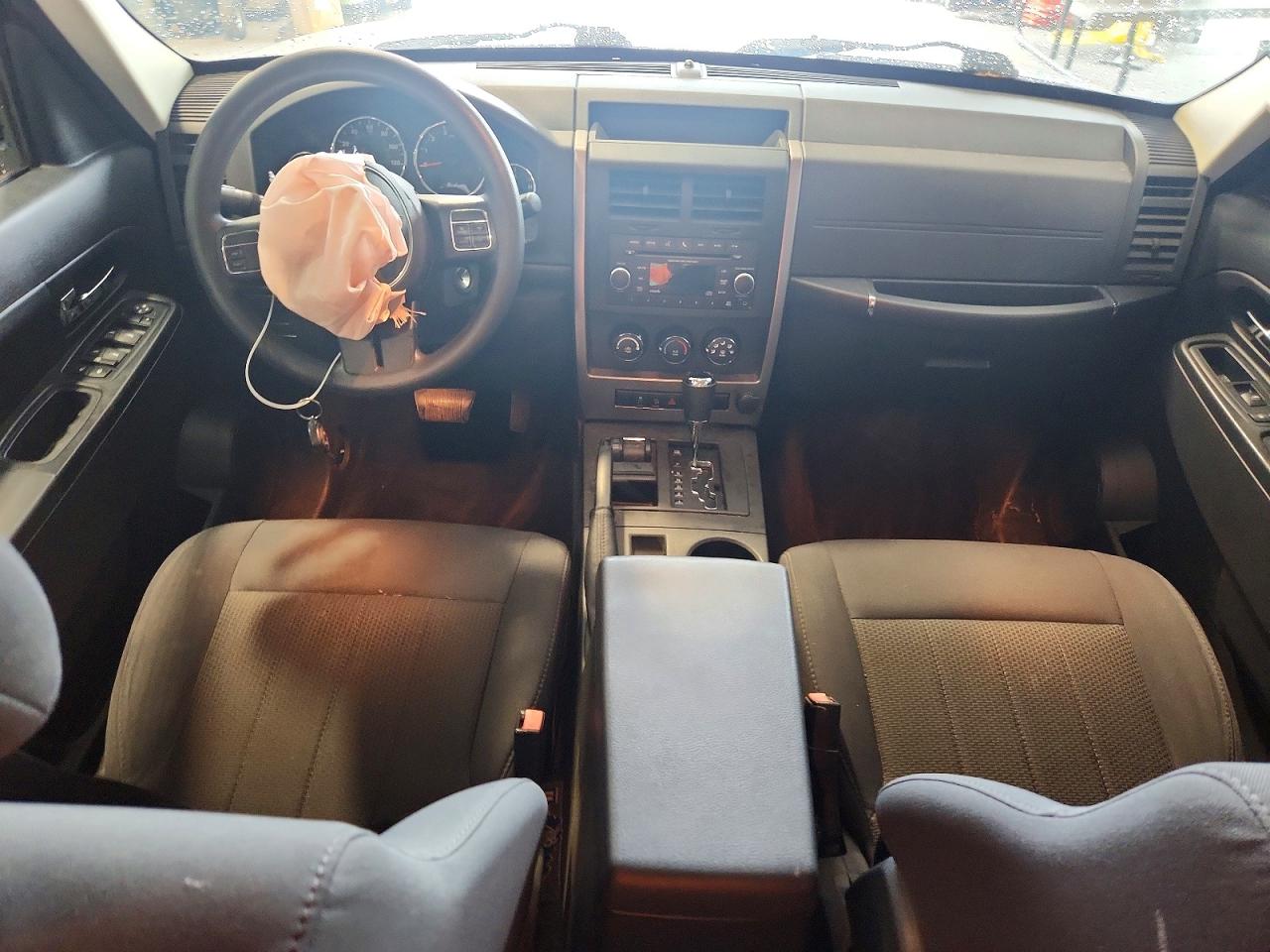 2012 Jeep Liberty Sport Silver vin: 1C4PJMAK9CW196914