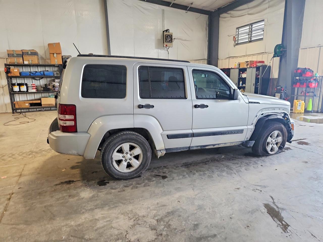 2012 Jeep Liberty Sport Silver vin: 1C4PJMAK9CW196914