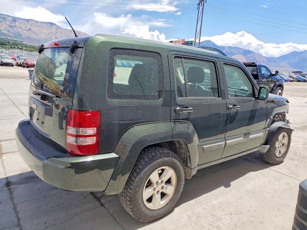2012 Jeep Liberty Sport Green vin: 1C4PJMAKXCW102507