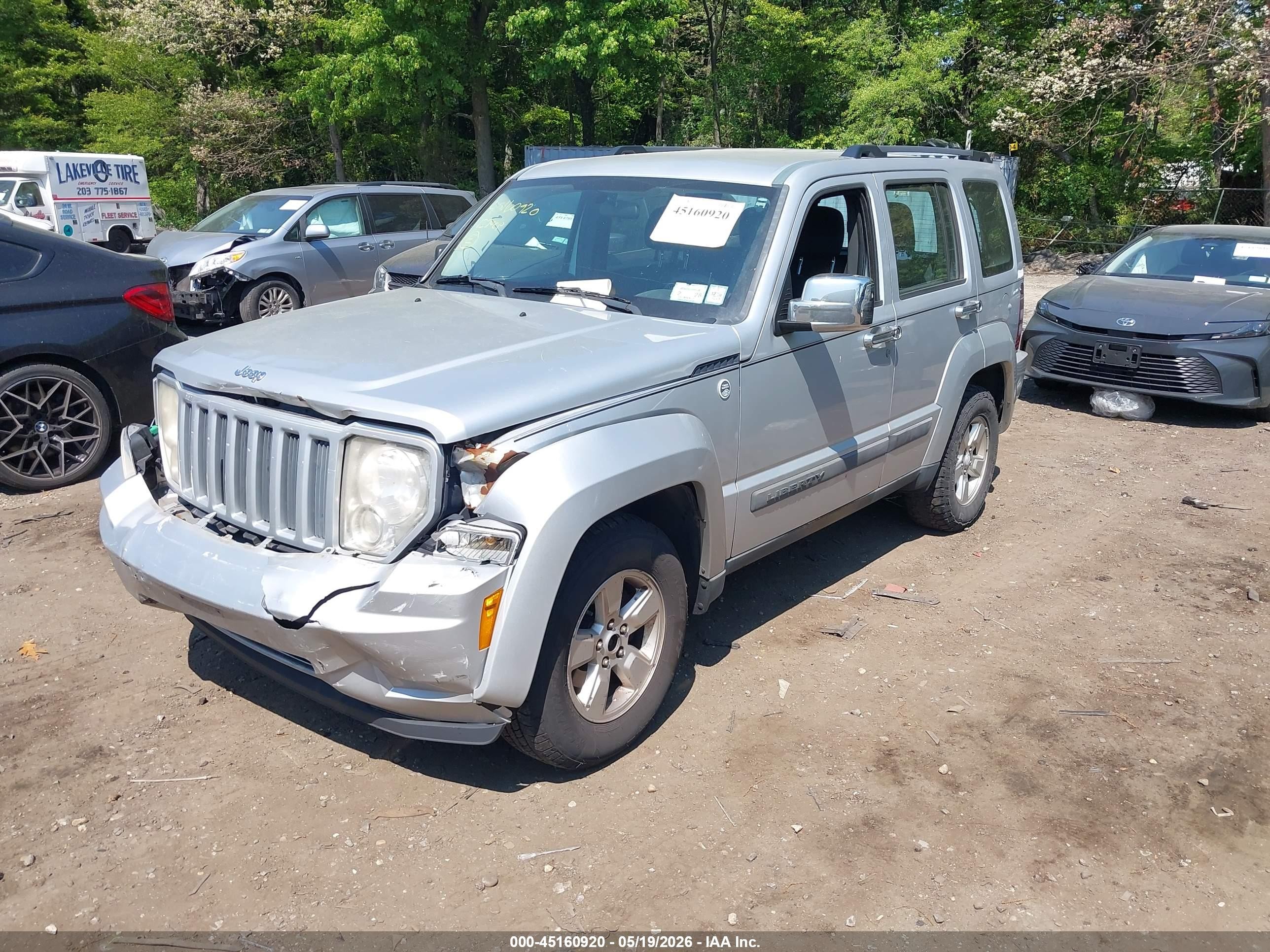 2012 Jeep Liberty Sport Silver vin: 1C4PJMAKXCW104192