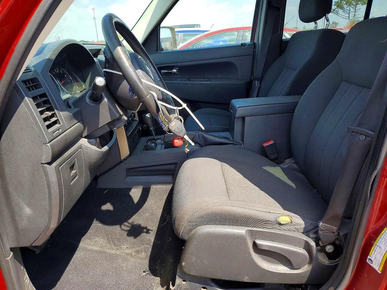 2012 Jeep Liberty Sport Красный vin: 1C4PJMAKXCW123051