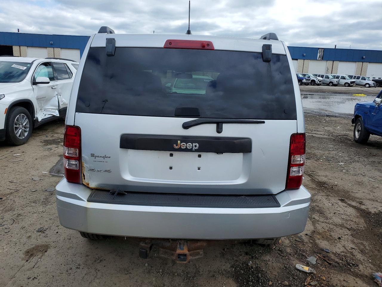 2012 Jeep Liberty Sport Silver vin: 1C4PJMAKXCW158754
