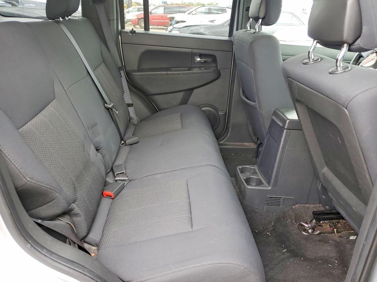 2012 Jeep Liberty Sport Silver vin: 1C4PJMAKXCW158754
