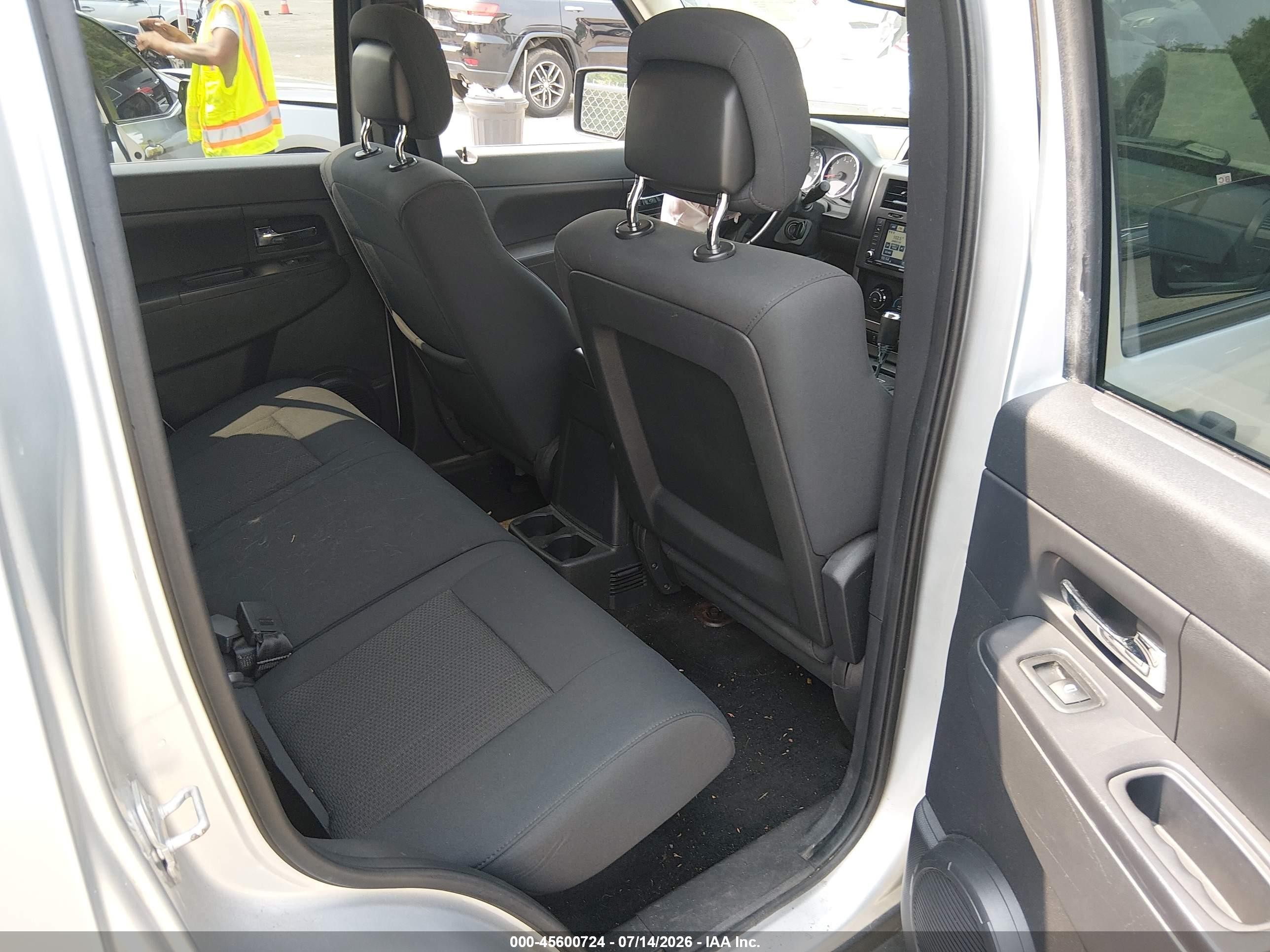 2012 Jeep Liberty Sport Silver vin: 1C4PJMAKXCW162299