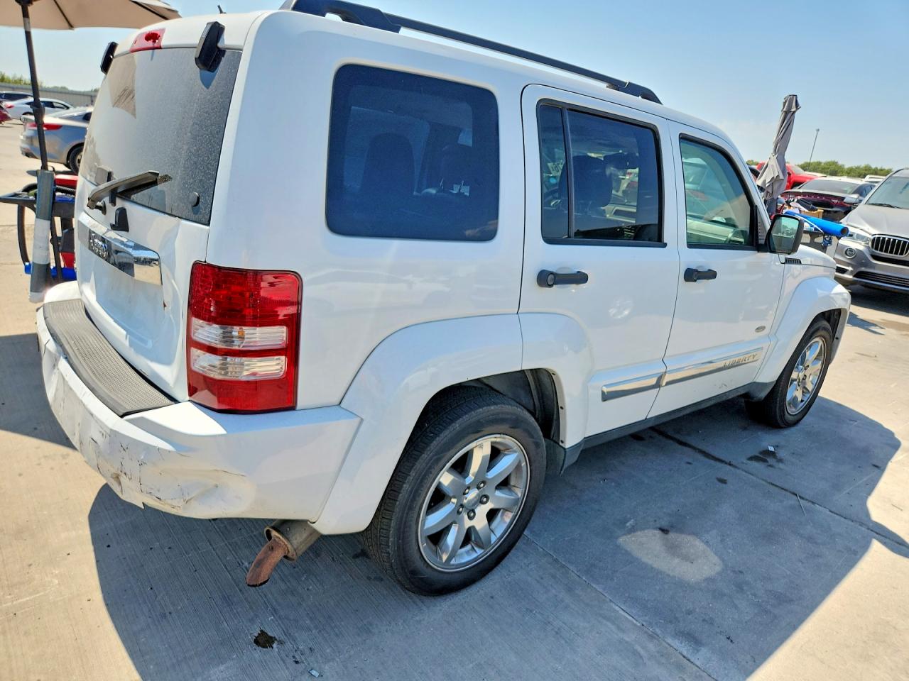 2012 Jeep Liberty Sport White vin: 1C4PJMAKXCW163954