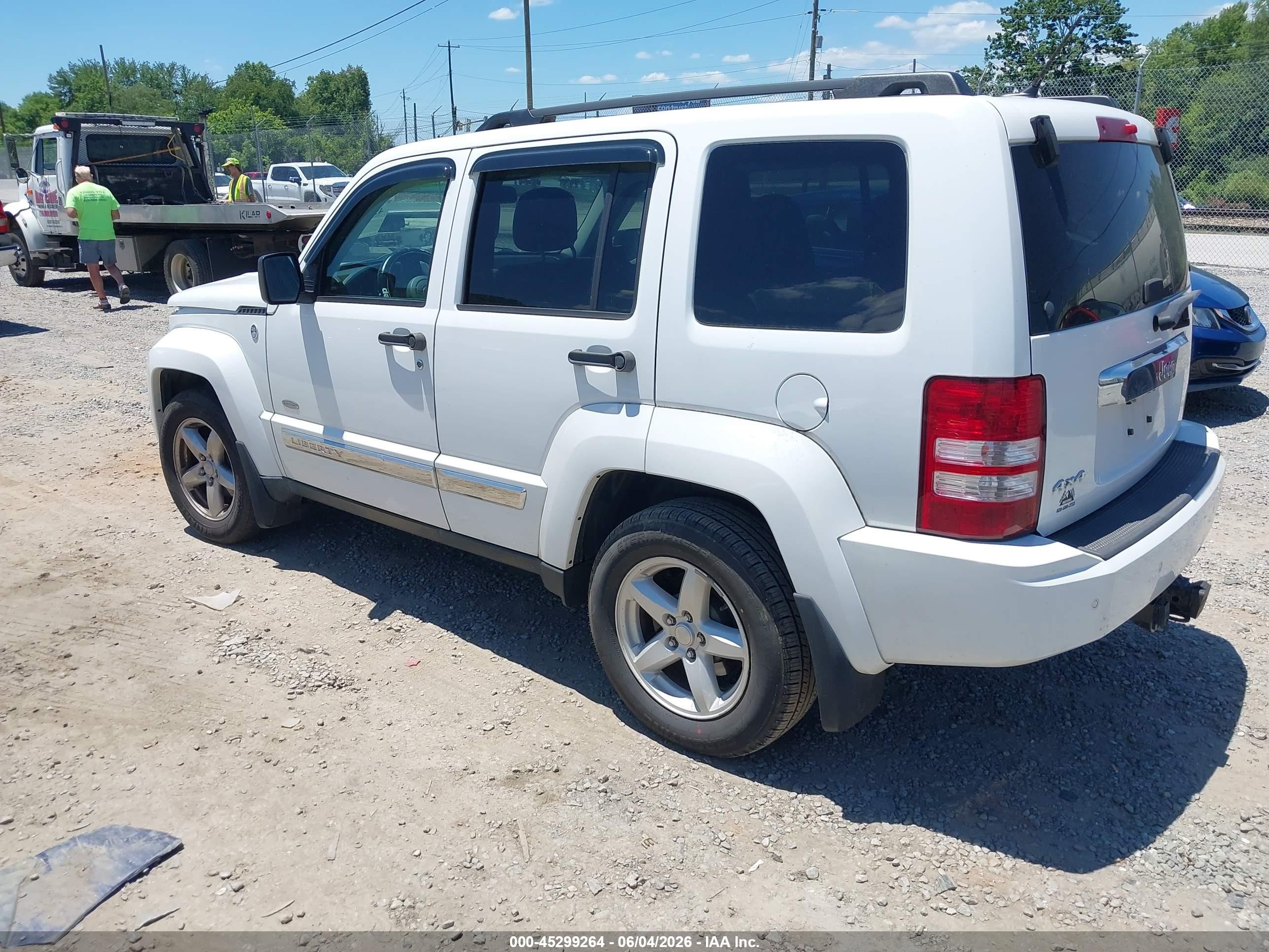 2012 Jeep Liberty Sport White vin: 1C4PJMAKXCW168409