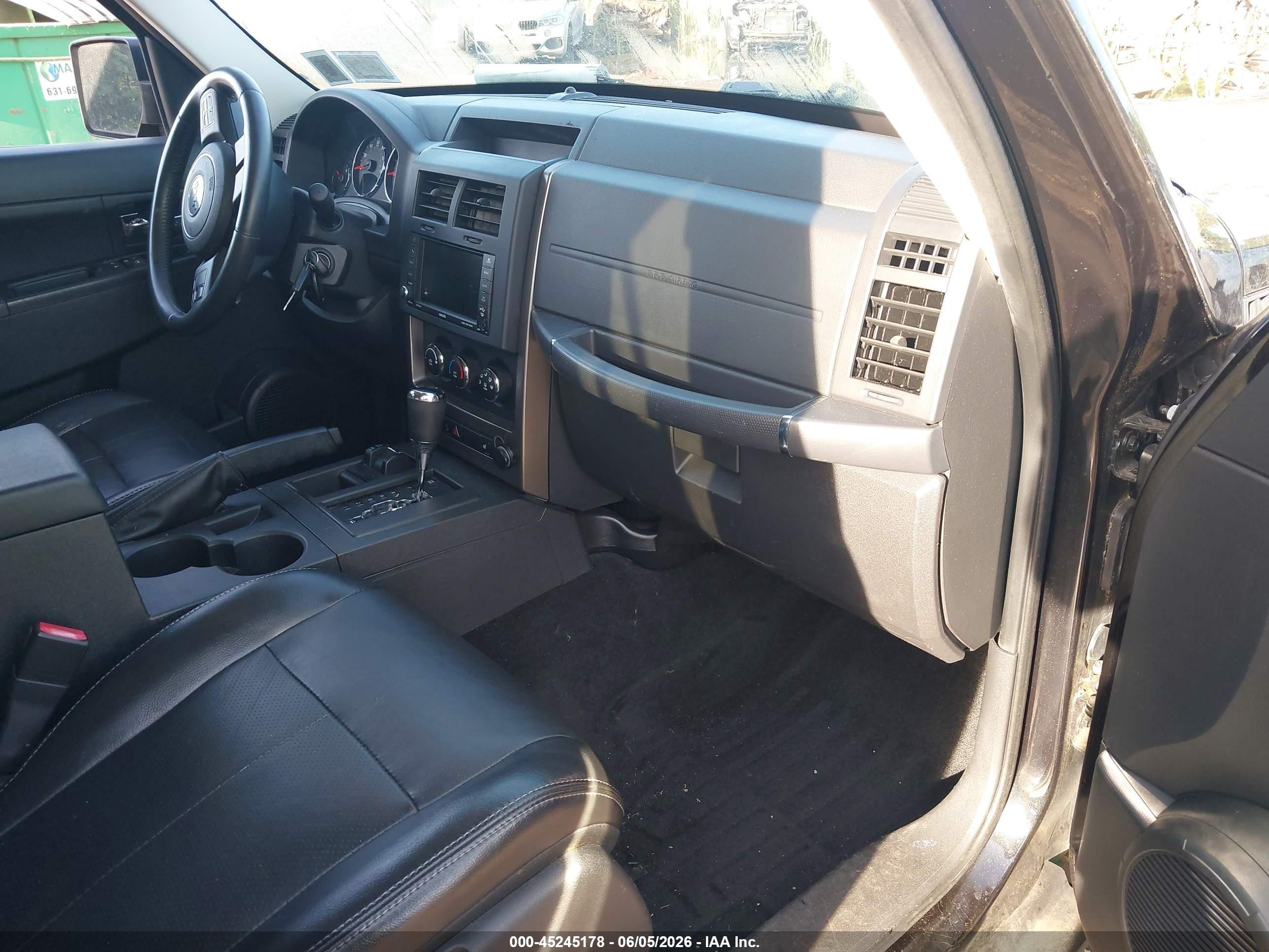2012 Jeep Liberty Sport Черный vin: 1C4PJMAKXCW195139