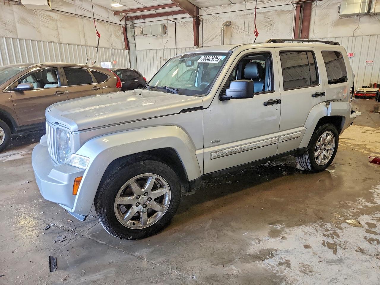 2012 Jeep Liberty Sport Серебряный vin: 1C4PJMAKXCW202932