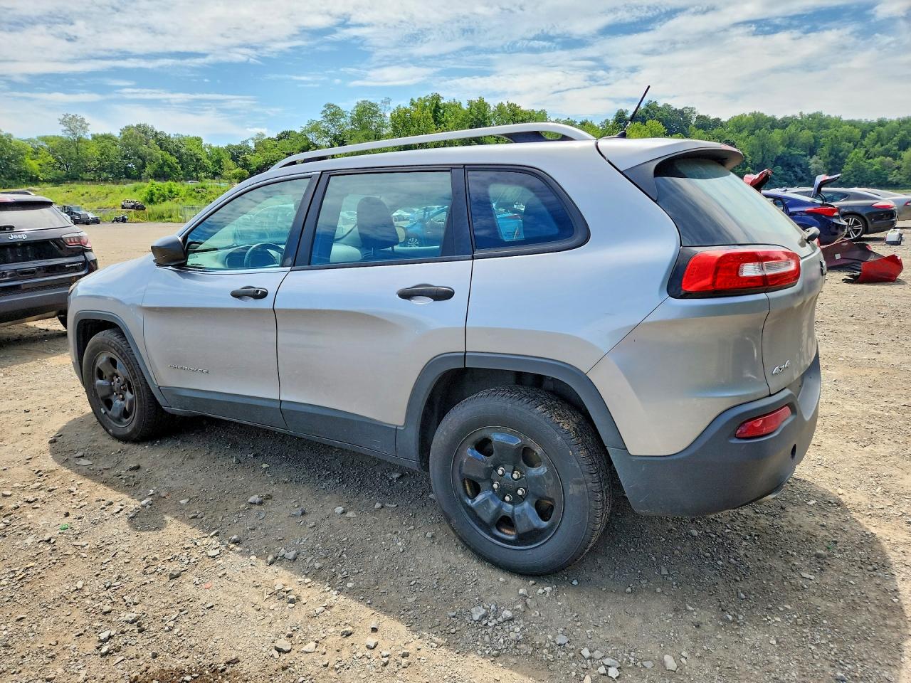 2014 Jeep Cherokee Sport Silver vin: 1C4PJMAS6EW150301