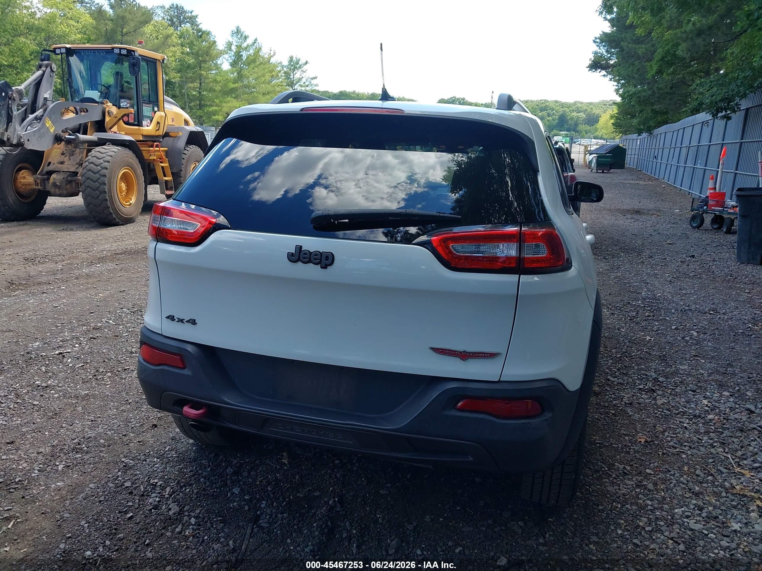 2014 Jeep Cherokee Trailhawk White vin: 1C4PJMBB0EW157274