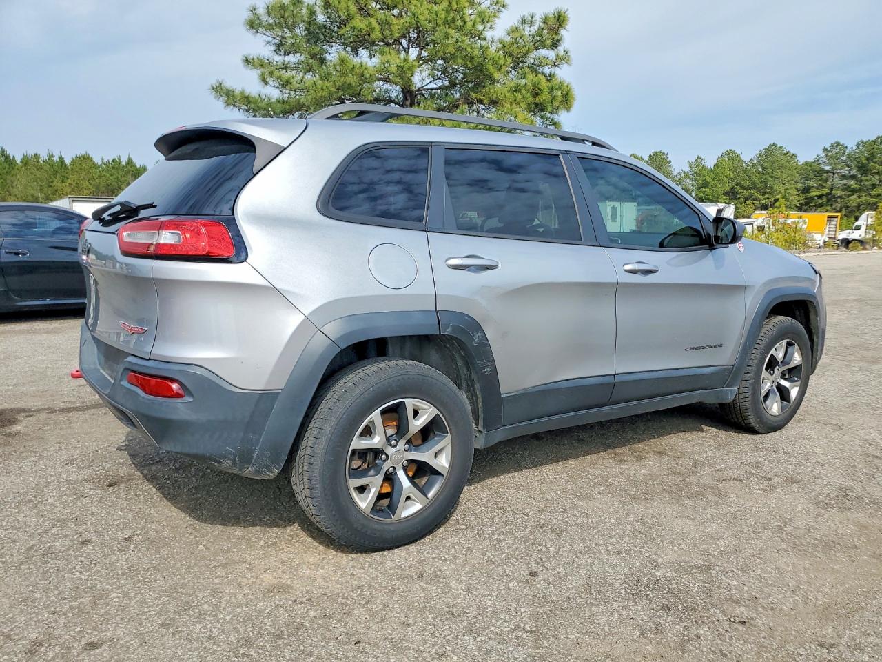2014 Jeep Cherokee Trailhawk Серебряный vin: 1C4PJMBB1EW109623
