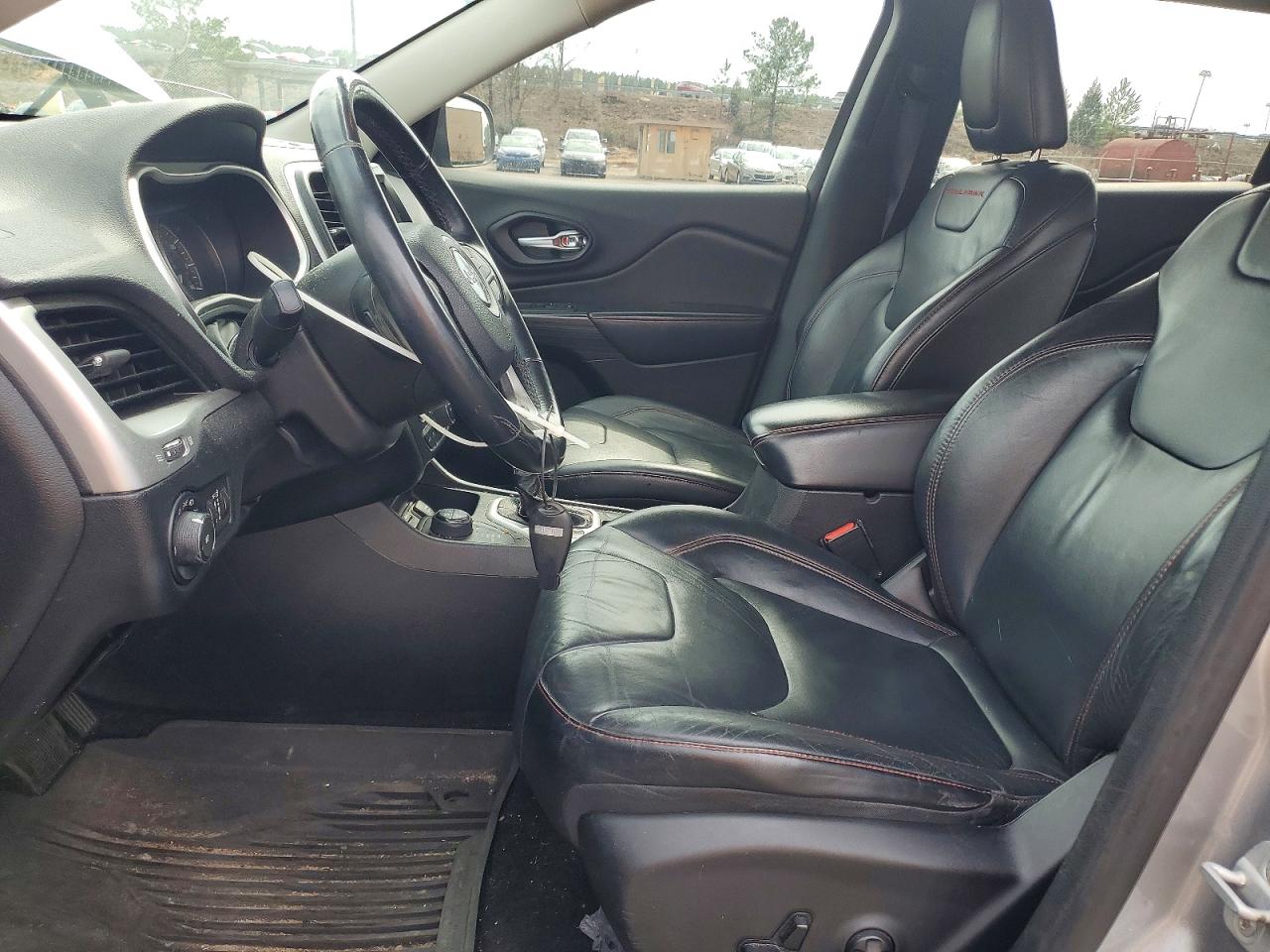 2014 Jeep Cherokee Trailhawk Серебряный vin: 1C4PJMBB1EW109623