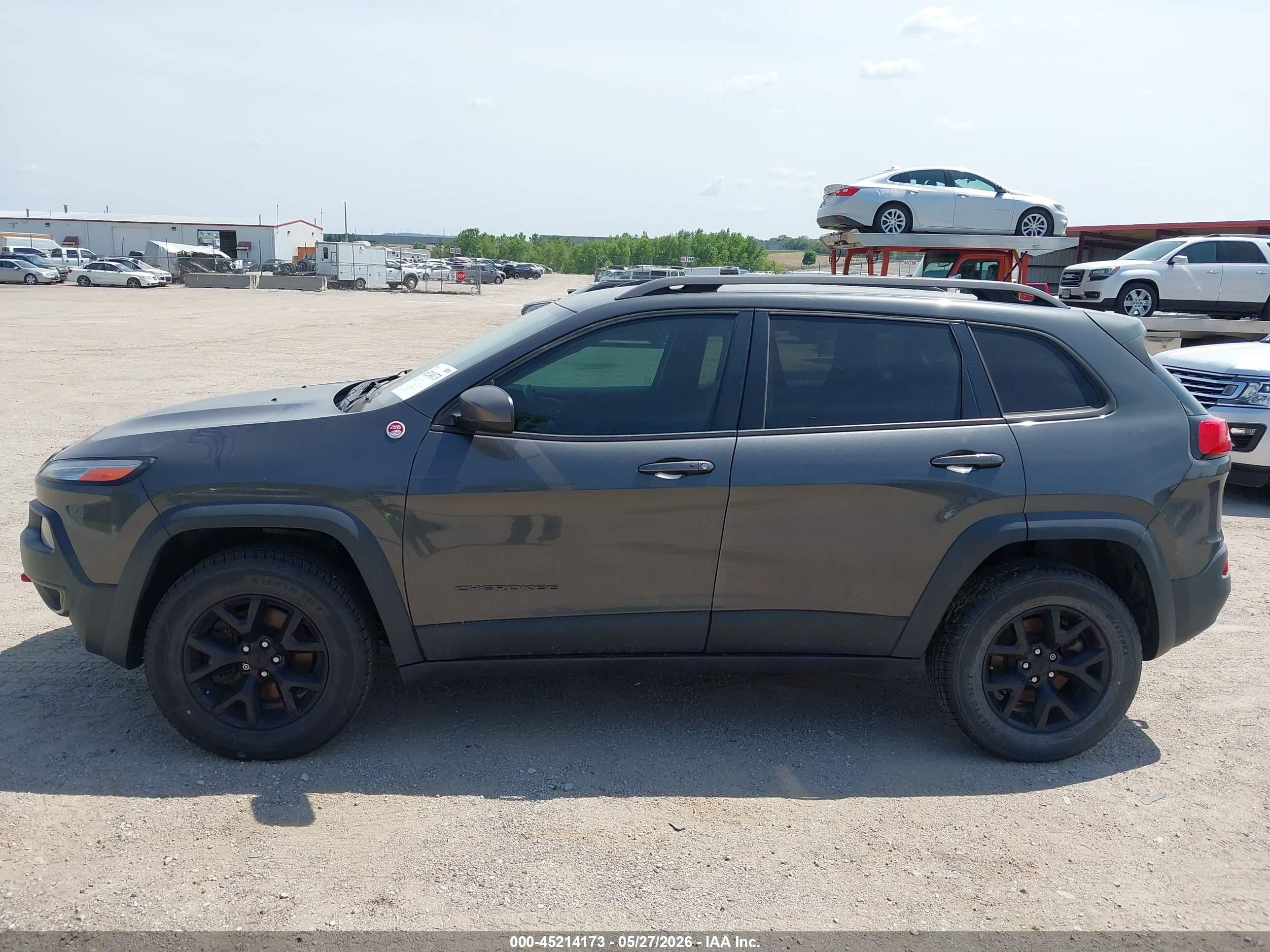 2015 Jeep Cherokee Trailhawk Серый vin: 1C4PJMBB1FW626549