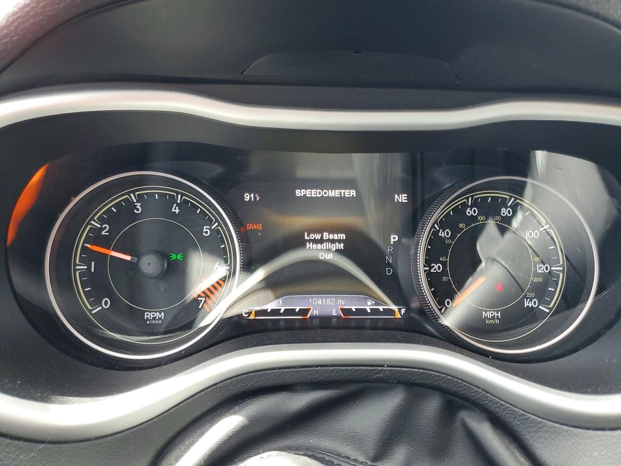 2015 Jeep Cherokee Trailhawk Orange vin: 1C4PJMBB1FW682751