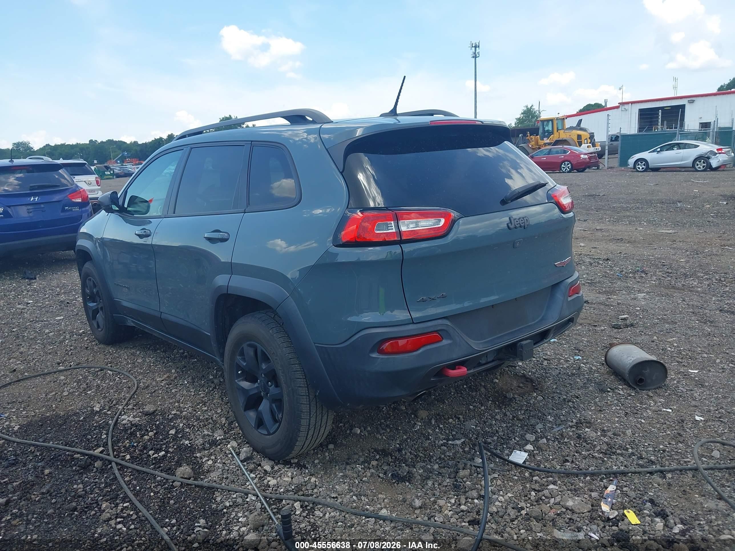 2015 Jeep Cherokee Trailhawk Gray vin: 1C4PJMBB2FW551229