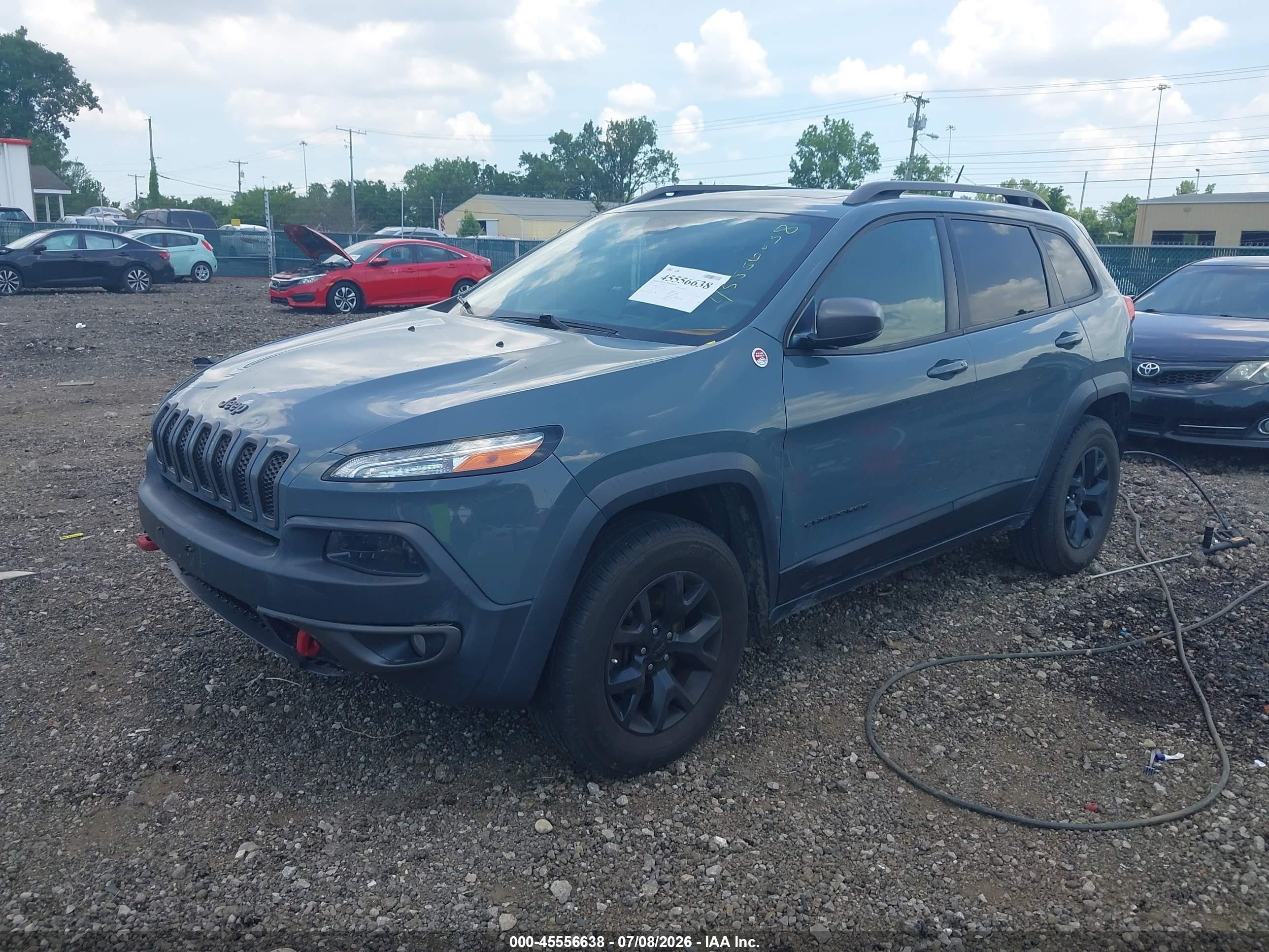 2015 Jeep Cherokee Trailhawk Gray vin: 1C4PJMBB2FW551229