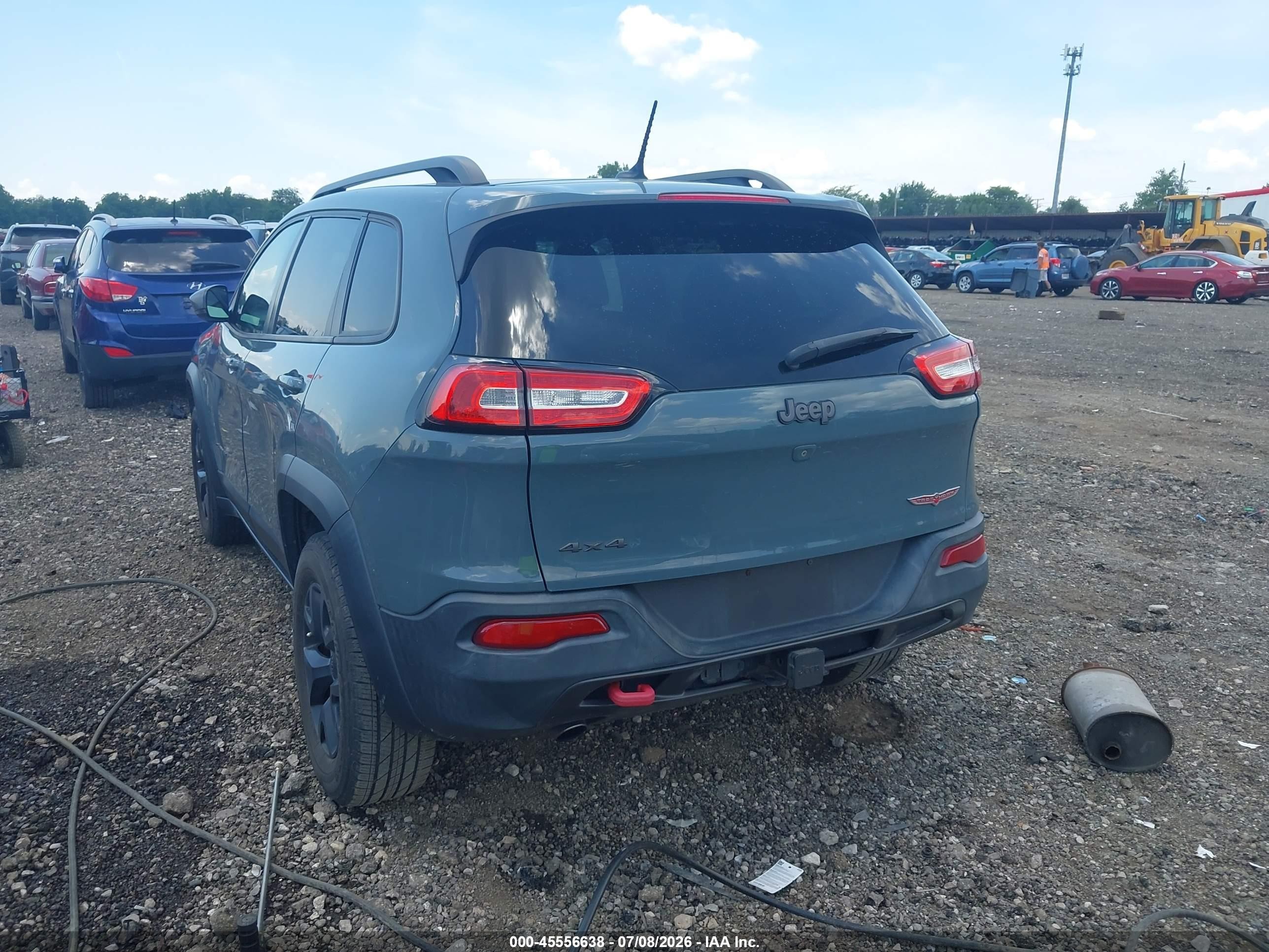 2015 Jeep Cherokee Trailhawk Gray vin: 1C4PJMBB2FW551229
