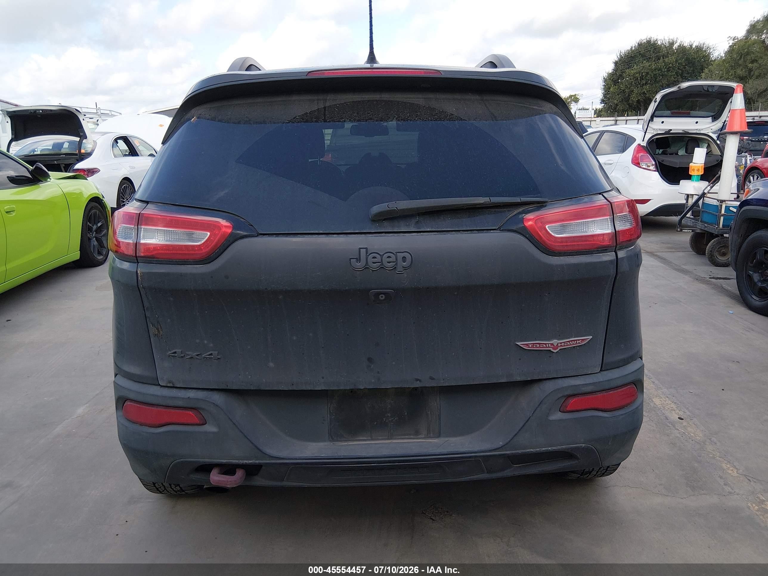 2014 Jeep Cherokee Trailhawk Gray vin: 1C4PJMBB5EW308738