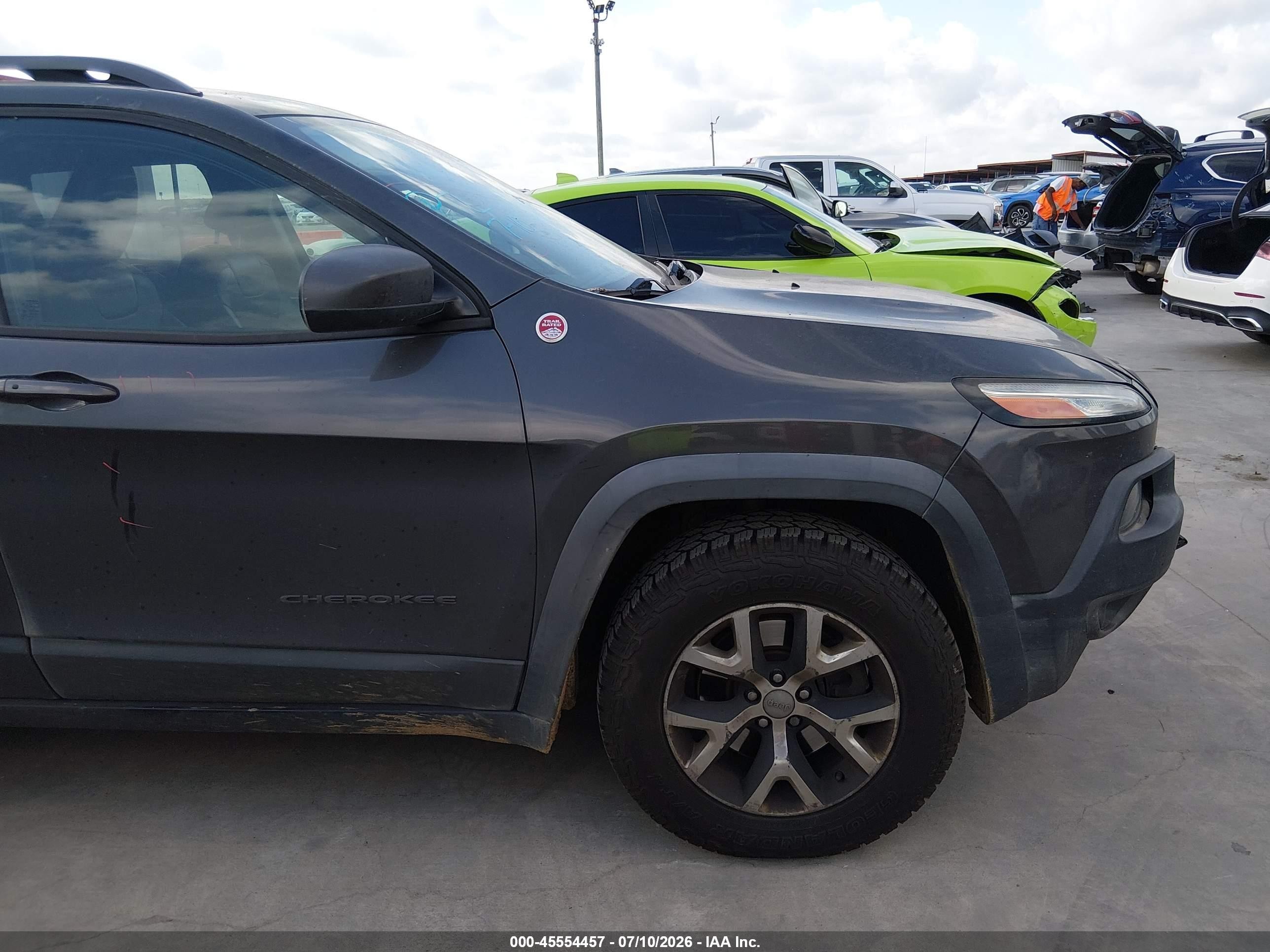 2014 Jeep Cherokee Trailhawk Gray vin: 1C4PJMBB5EW308738