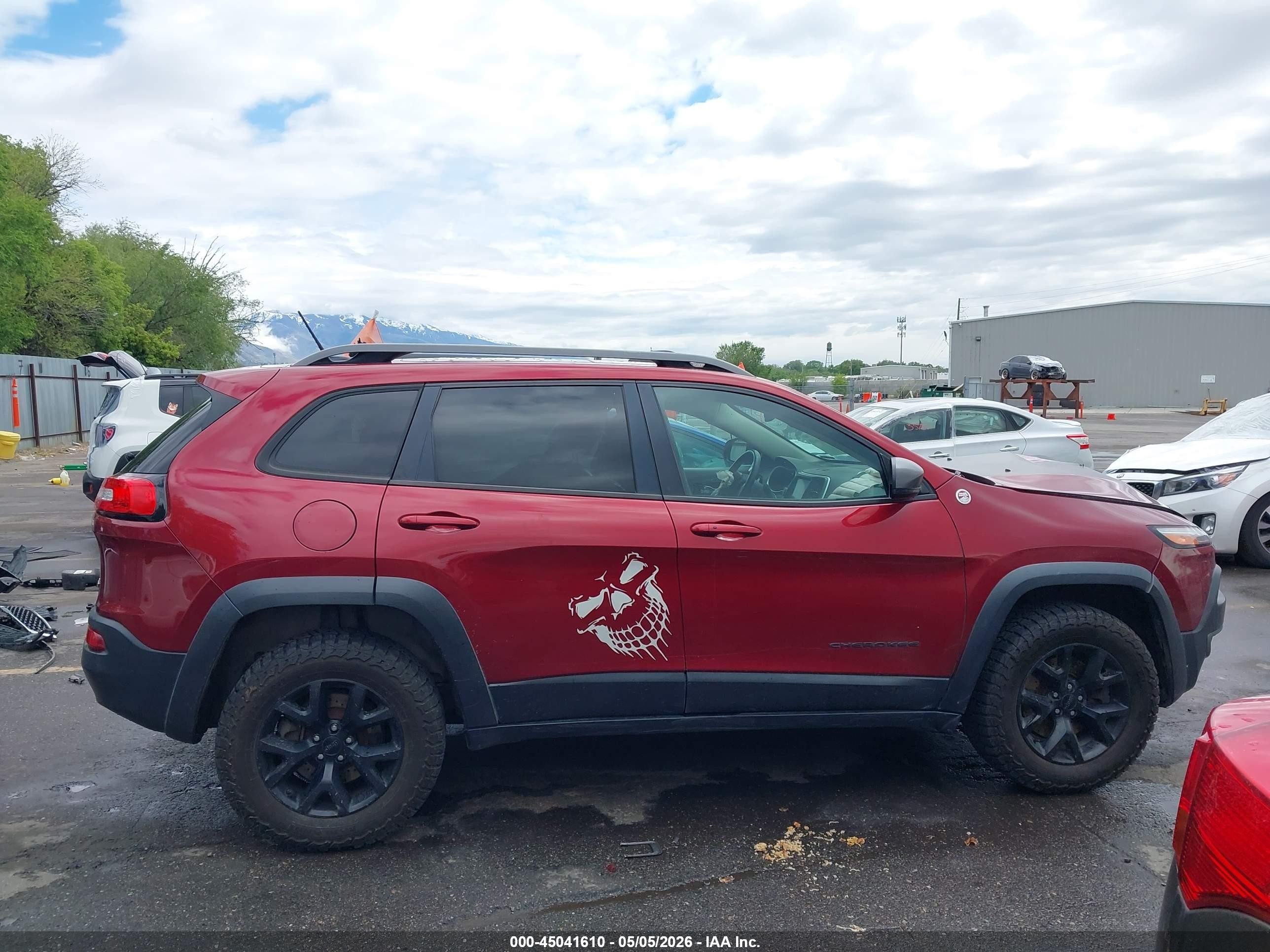 2015 Jeep Cherokee Trailhawk Красный vin: 1C4PJMBB5FW624576